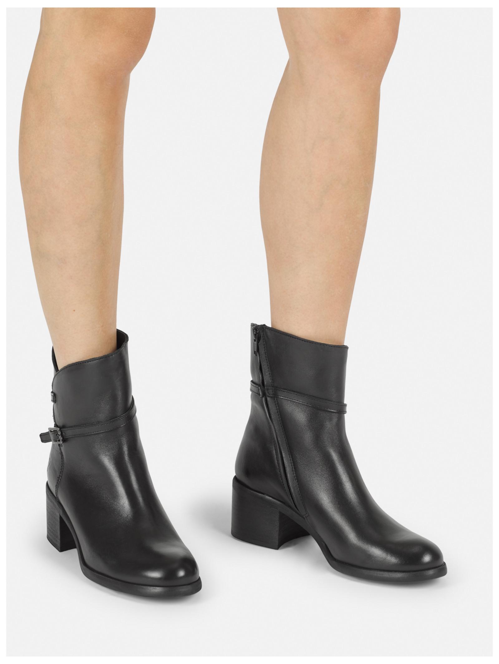 Felmini Stiefelette MIRA D949