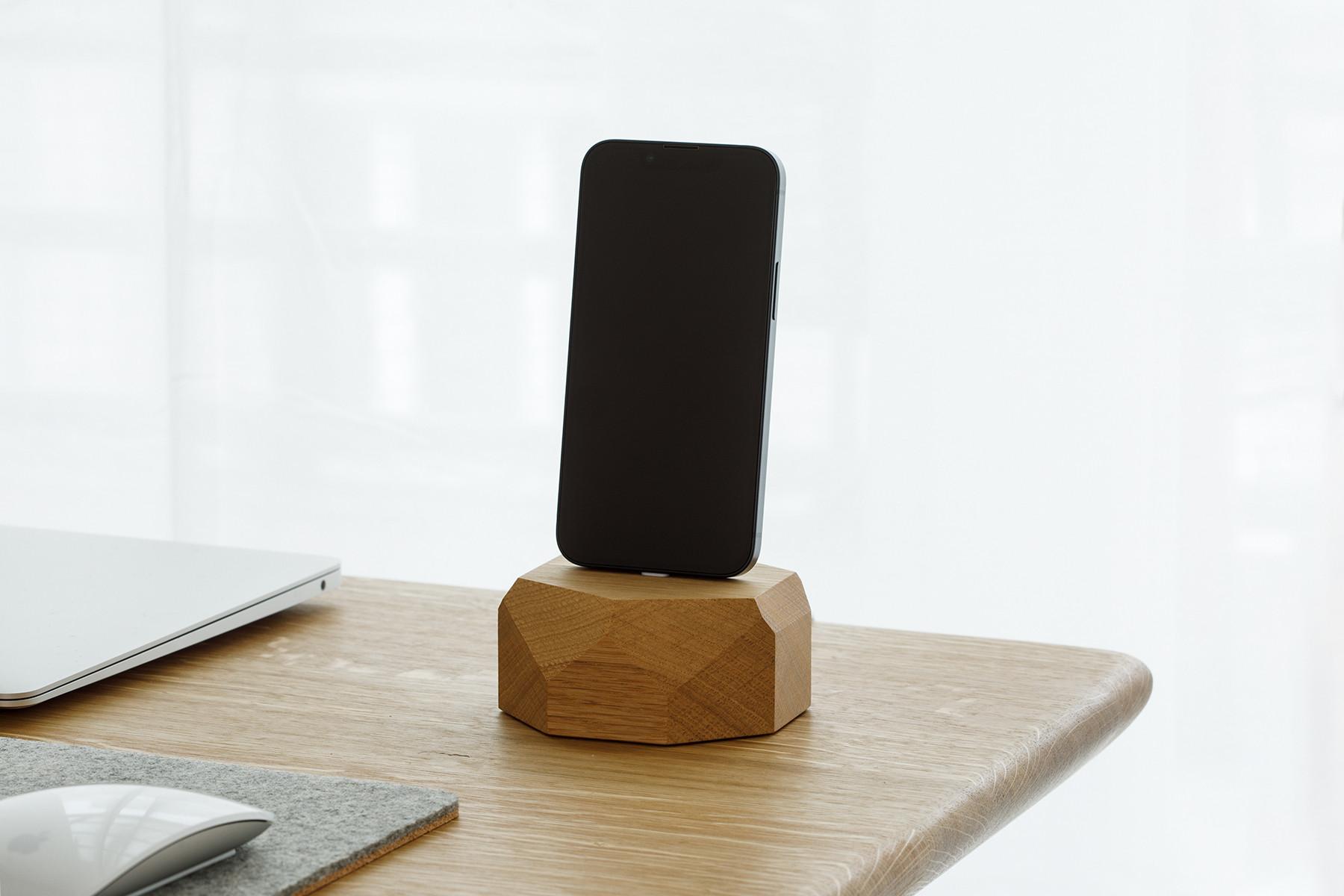 Oakywood iPhone Dock - Dockingstation für iPhone - aus Massivholz