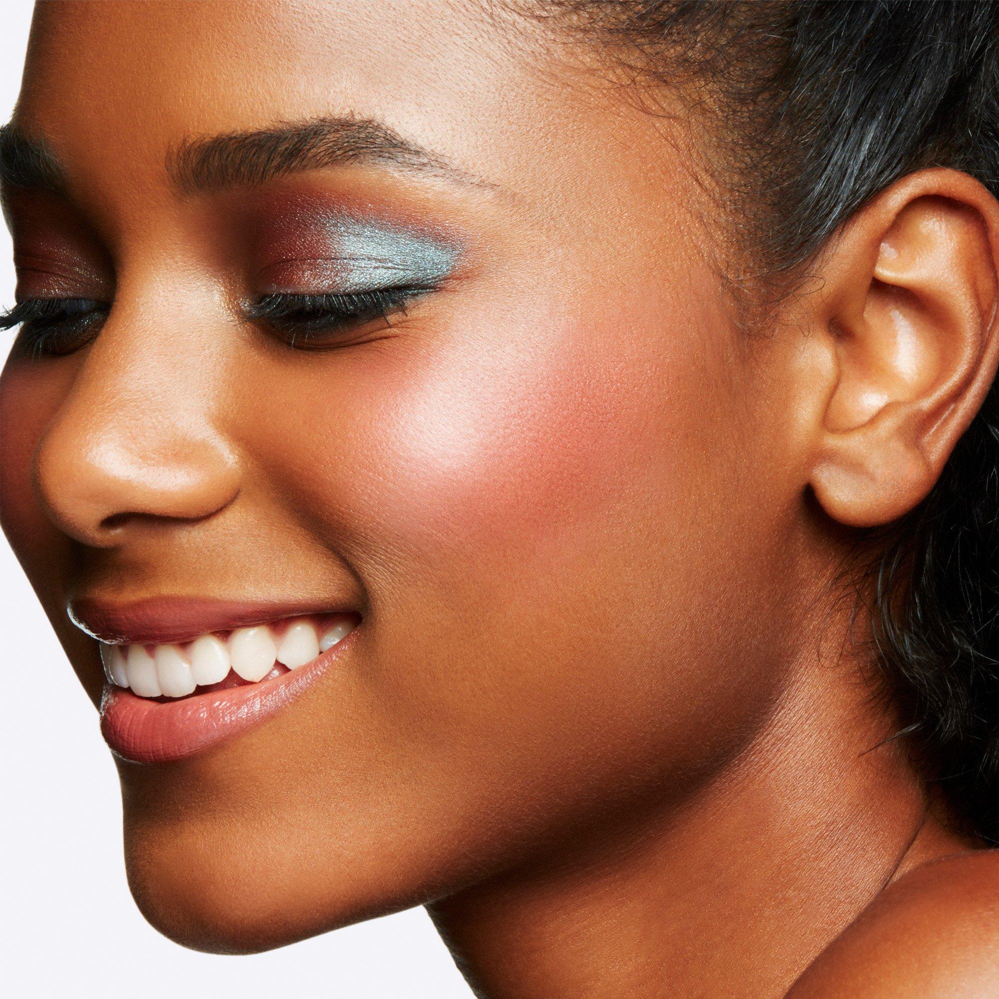 MAC Cosmetics GLOW PLAY Glow Play Blush