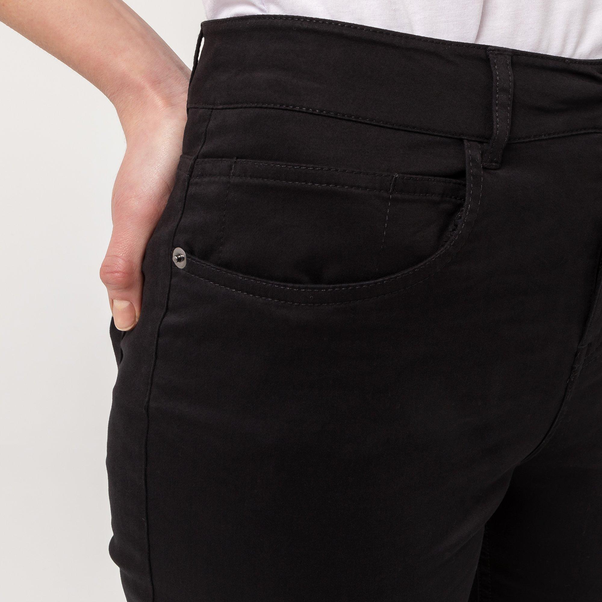 Manor Woman Straight Leg Five-Pocket Hose