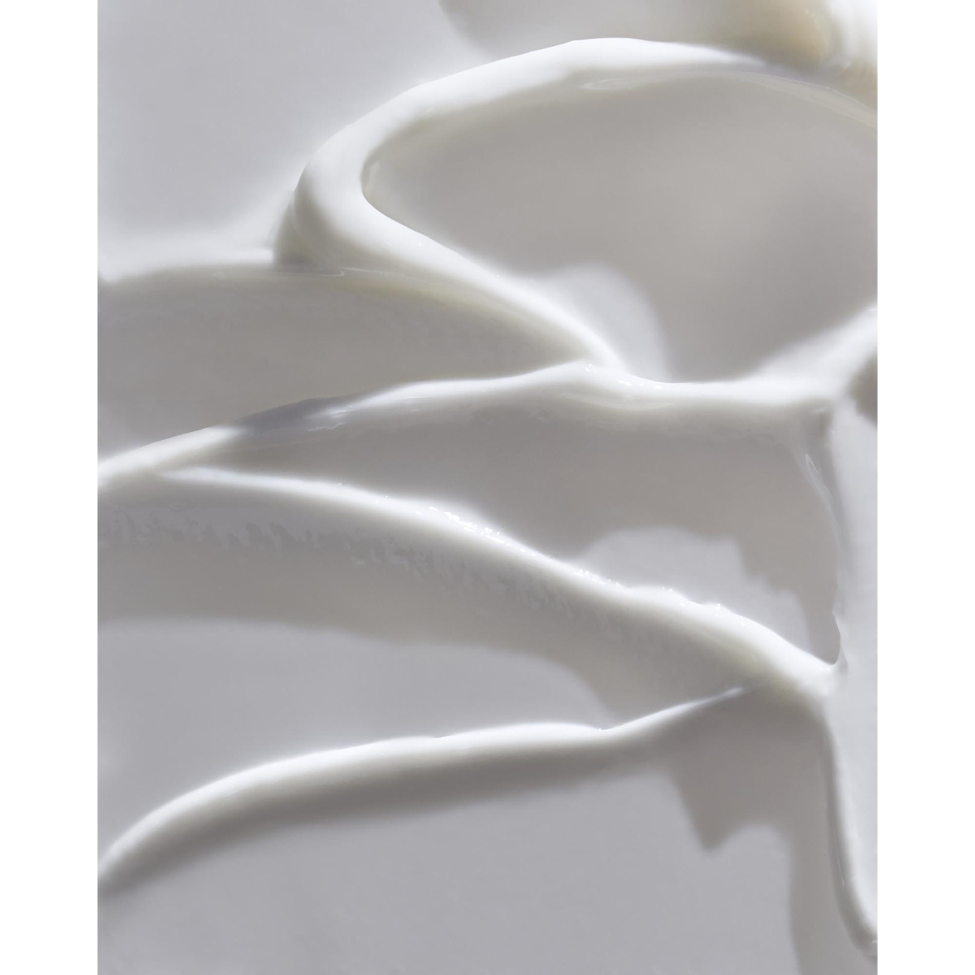 NIVEA Body Luminous Body Creme Anti-Dehnungsstreifen -Pigmentflecken
