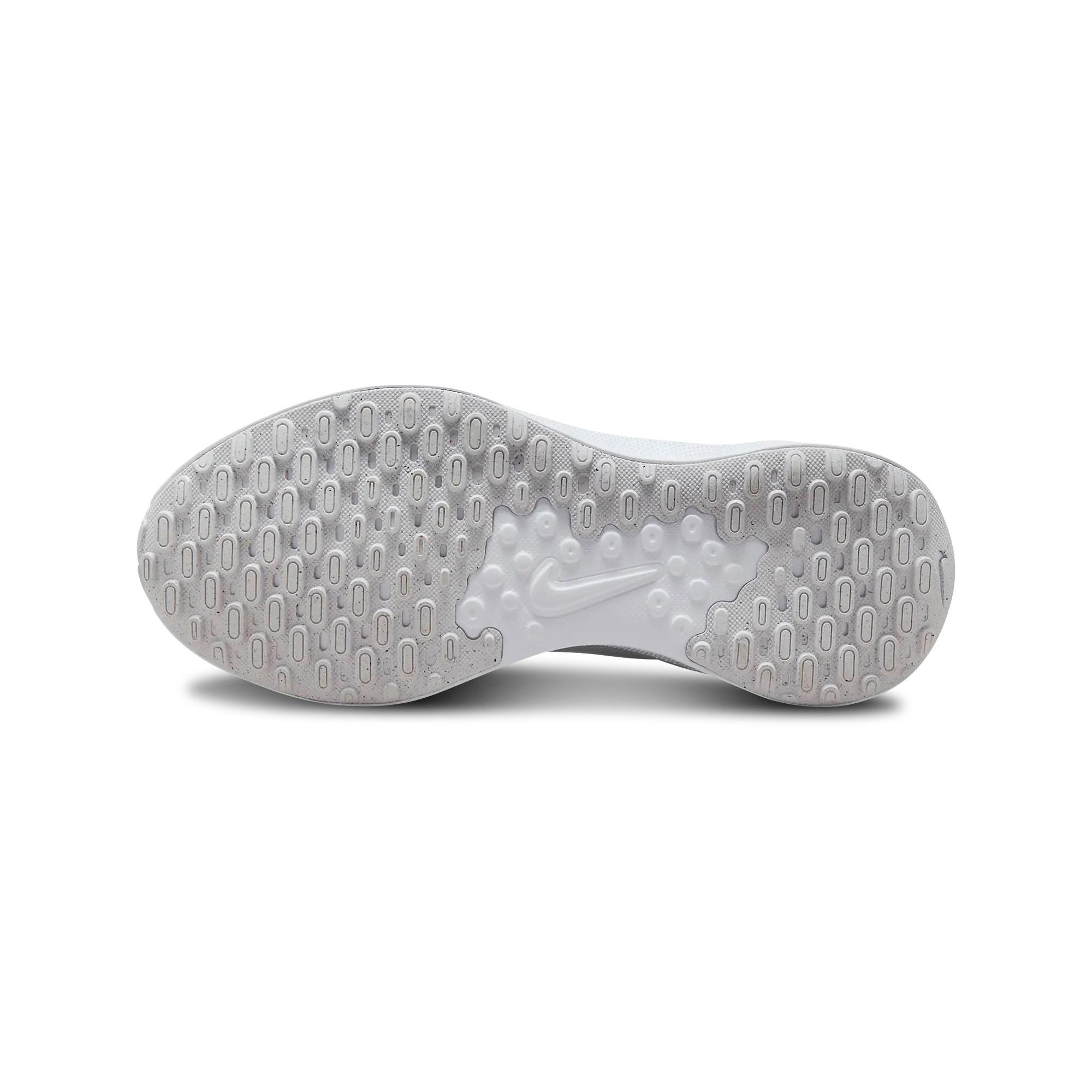 NIKE Wmns Revolution 7 Laufschuhe