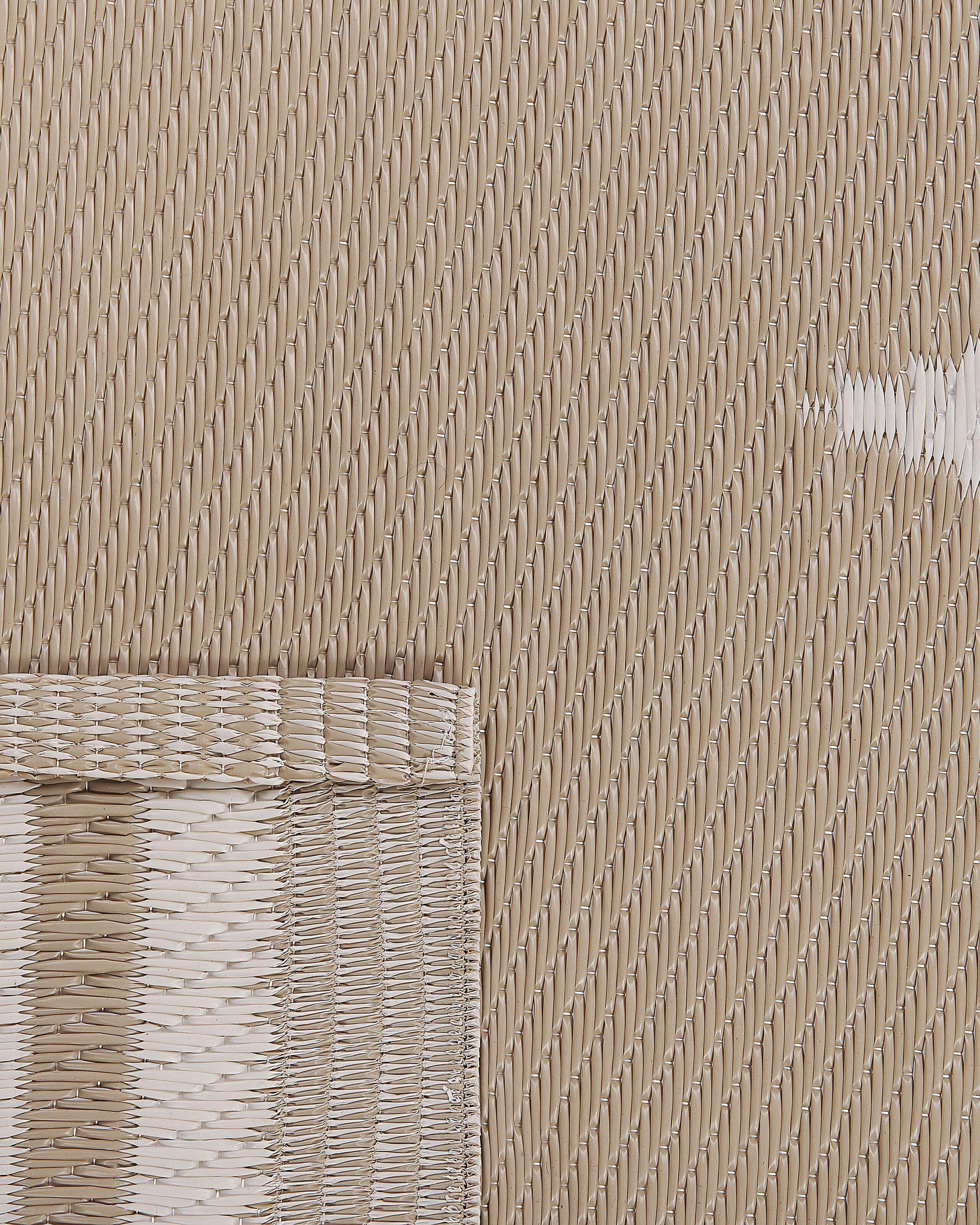 Beliani Outdoorteppich aus Polypropylen Modern LATUR