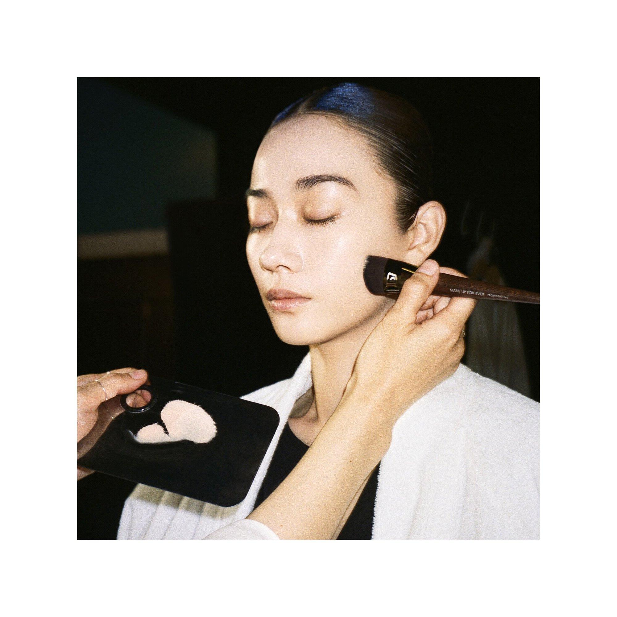 Make up For ever Pinsel #118 Teint-Pinsel Hydra Glow