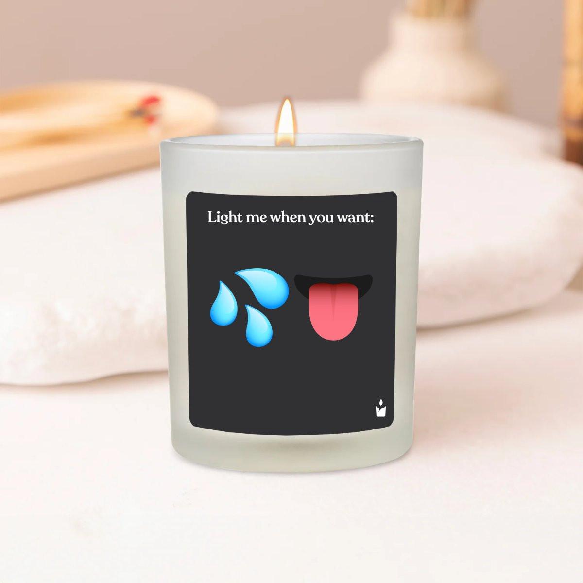 CandleHand Duftkerze Woody Light this candle when you want…