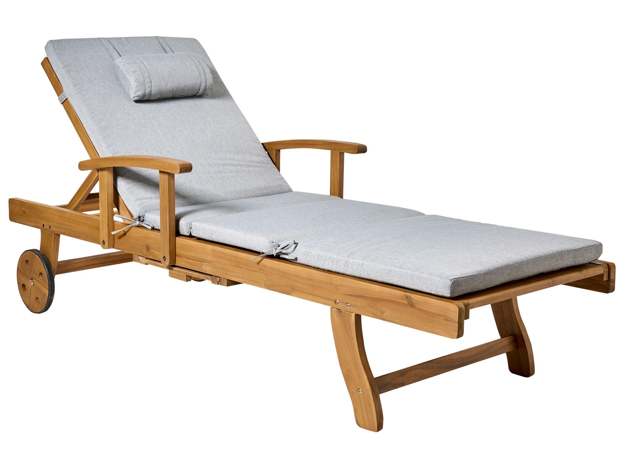 Beliani Sonnenliege mit Kissen aus Akazienholz Rustikal JAVA PREMIUM