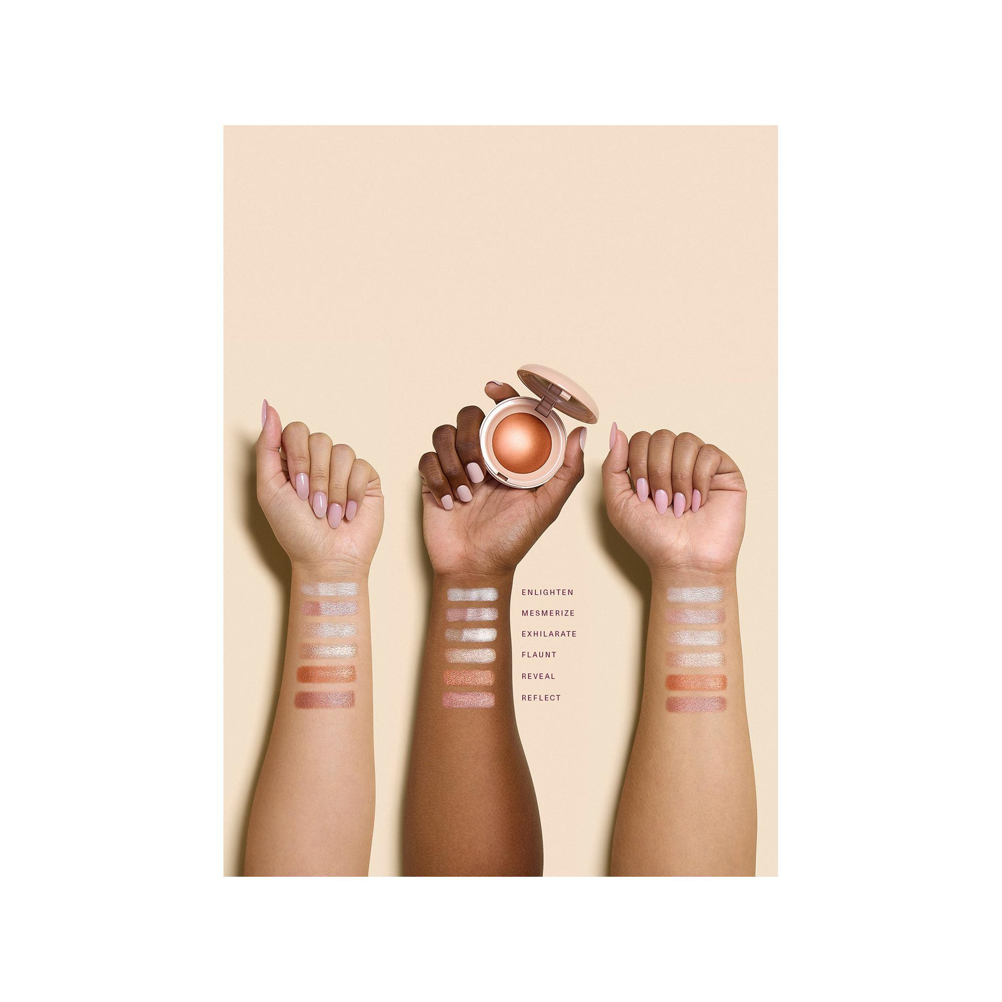 RARE BEAUTY Positive Light Silky Touch Highlighter