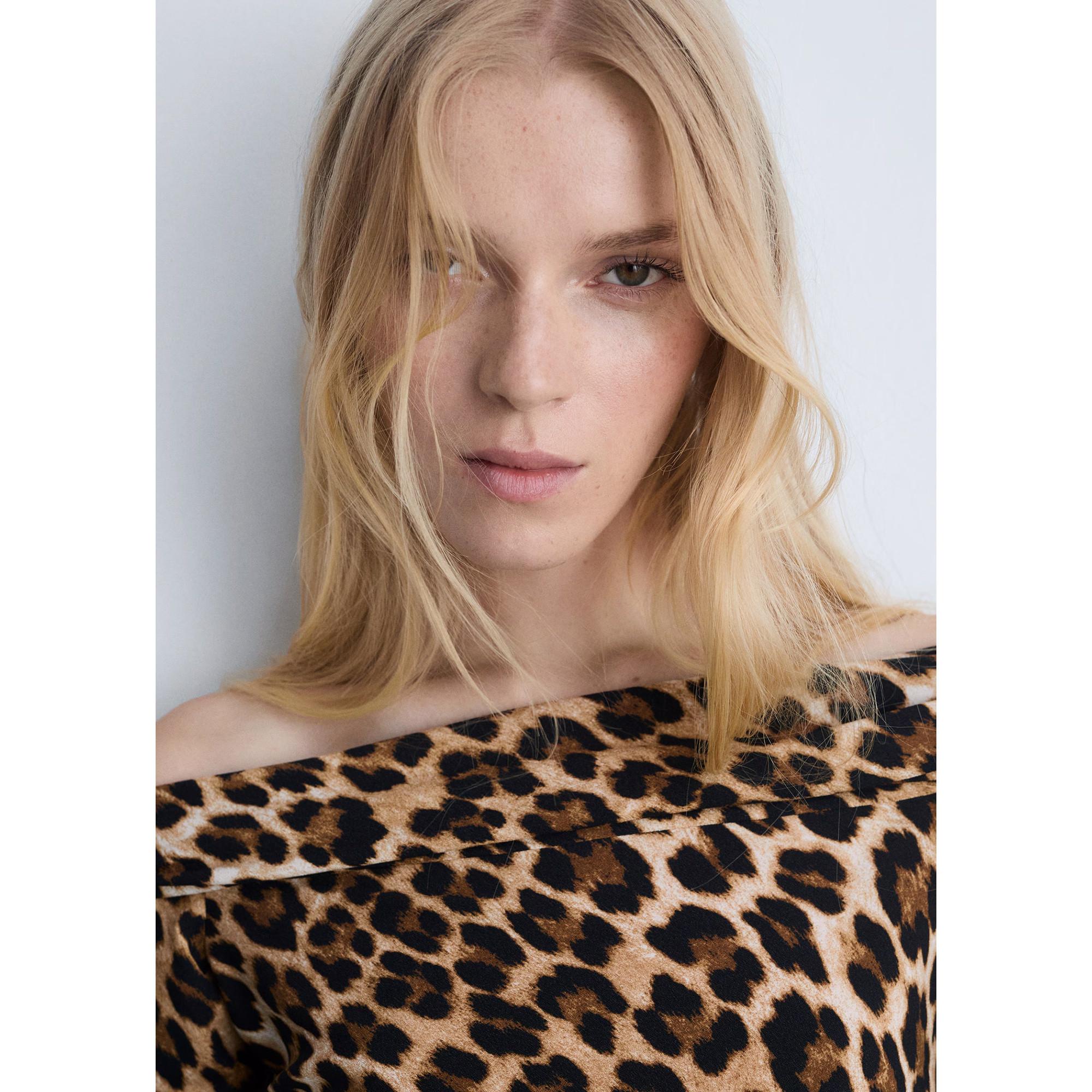 MANGO Stark Leopard Print Off Shoulder Kleid