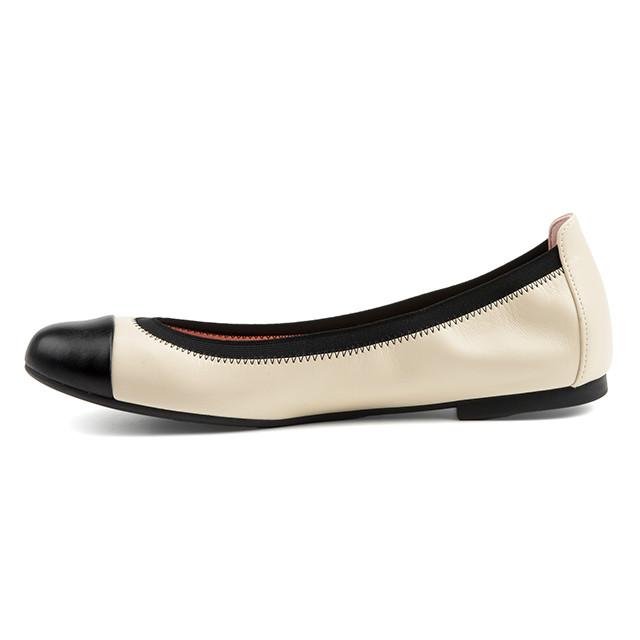 Pretty Ballerinas Nicole