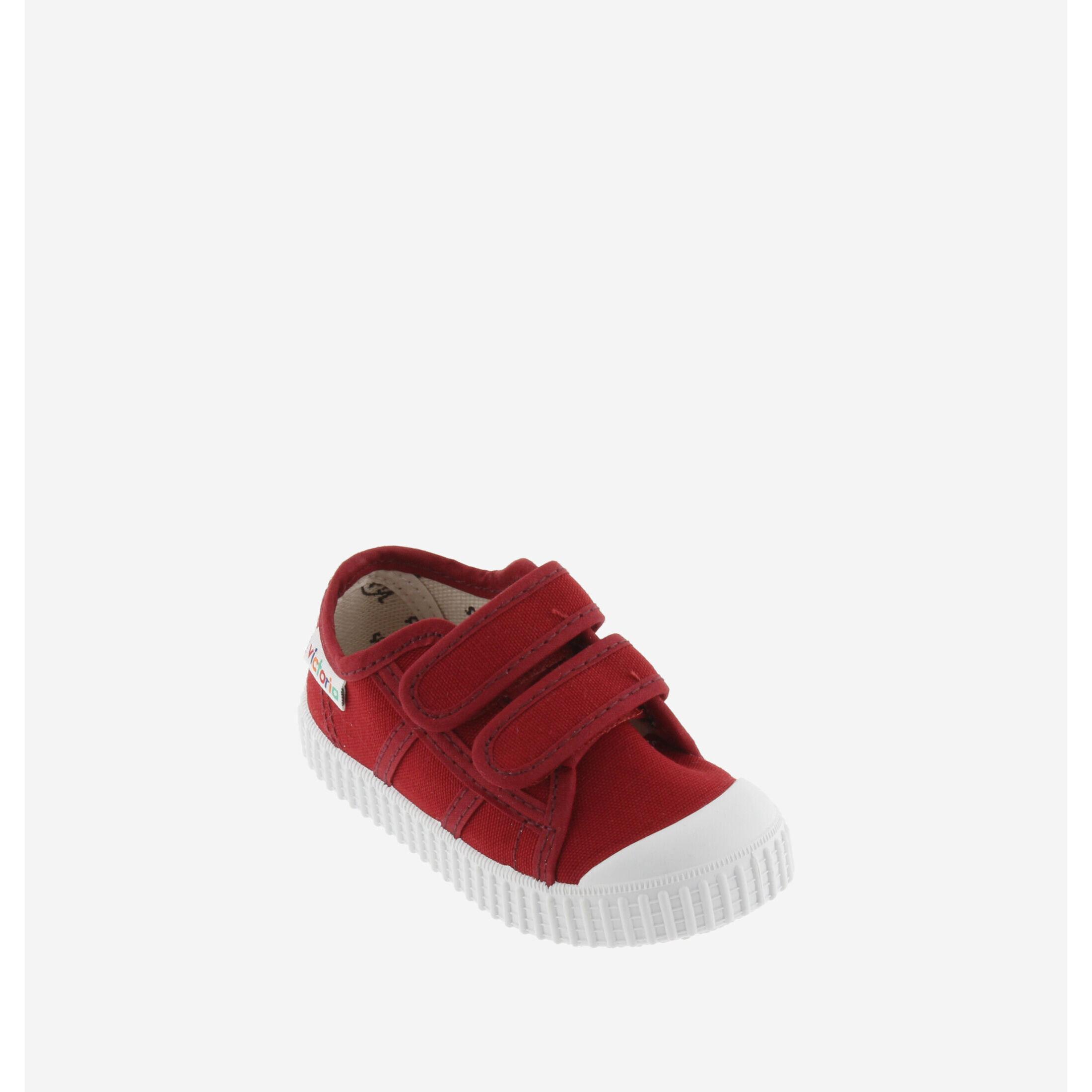 Victoria sneakers 1915