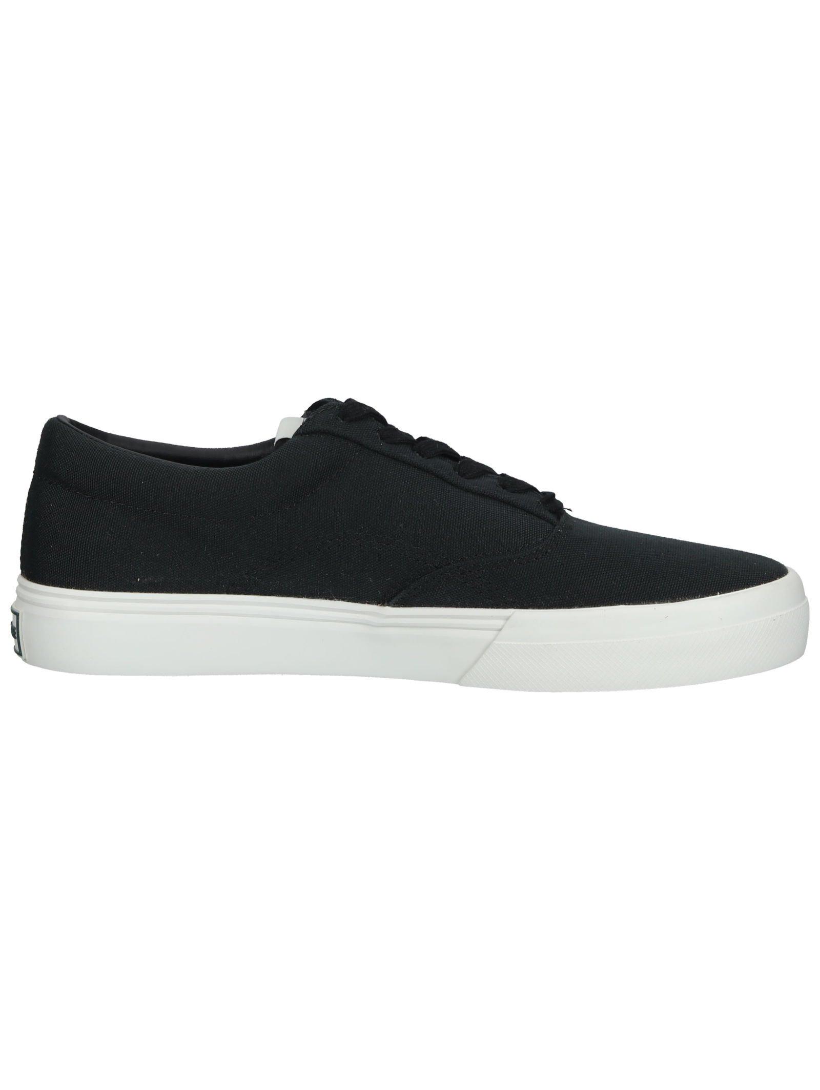 LACOSTE Sneaker