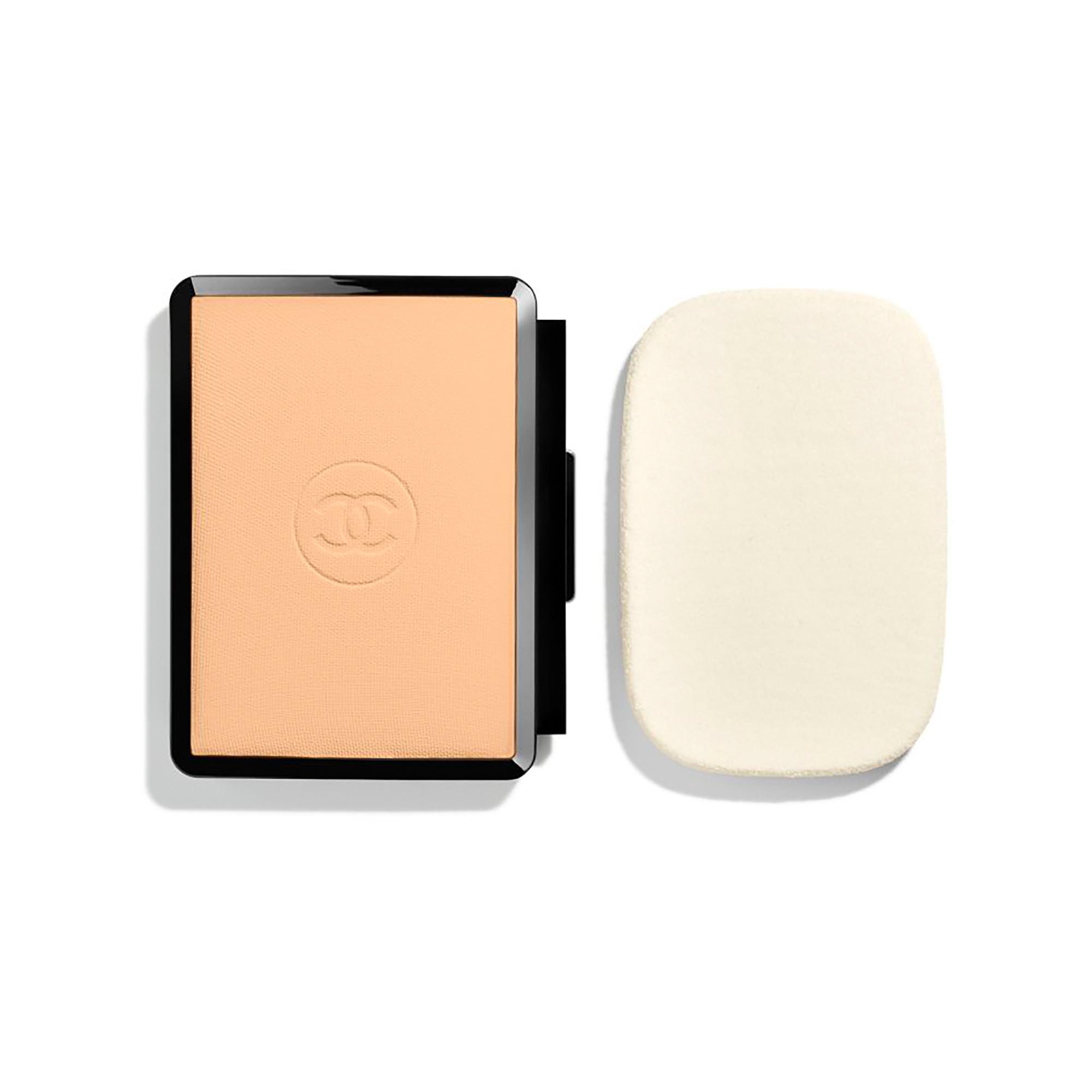 CHANEL ULTRA LE TEINT kompakt-make-up für höchste perfektion. extrem langanhaltend. hoher tragekomfort