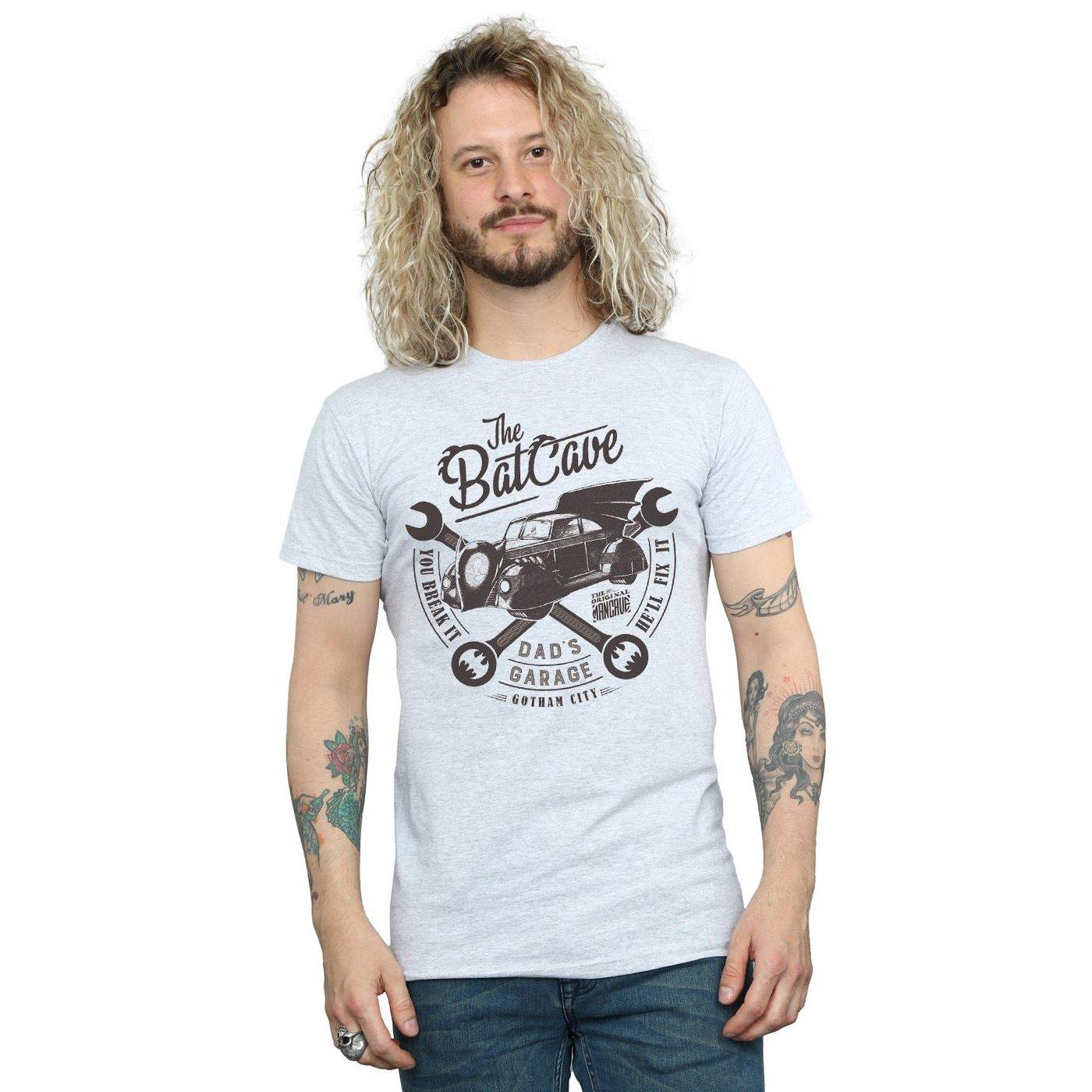 DC COMICS Dad's Garage T-Shirt