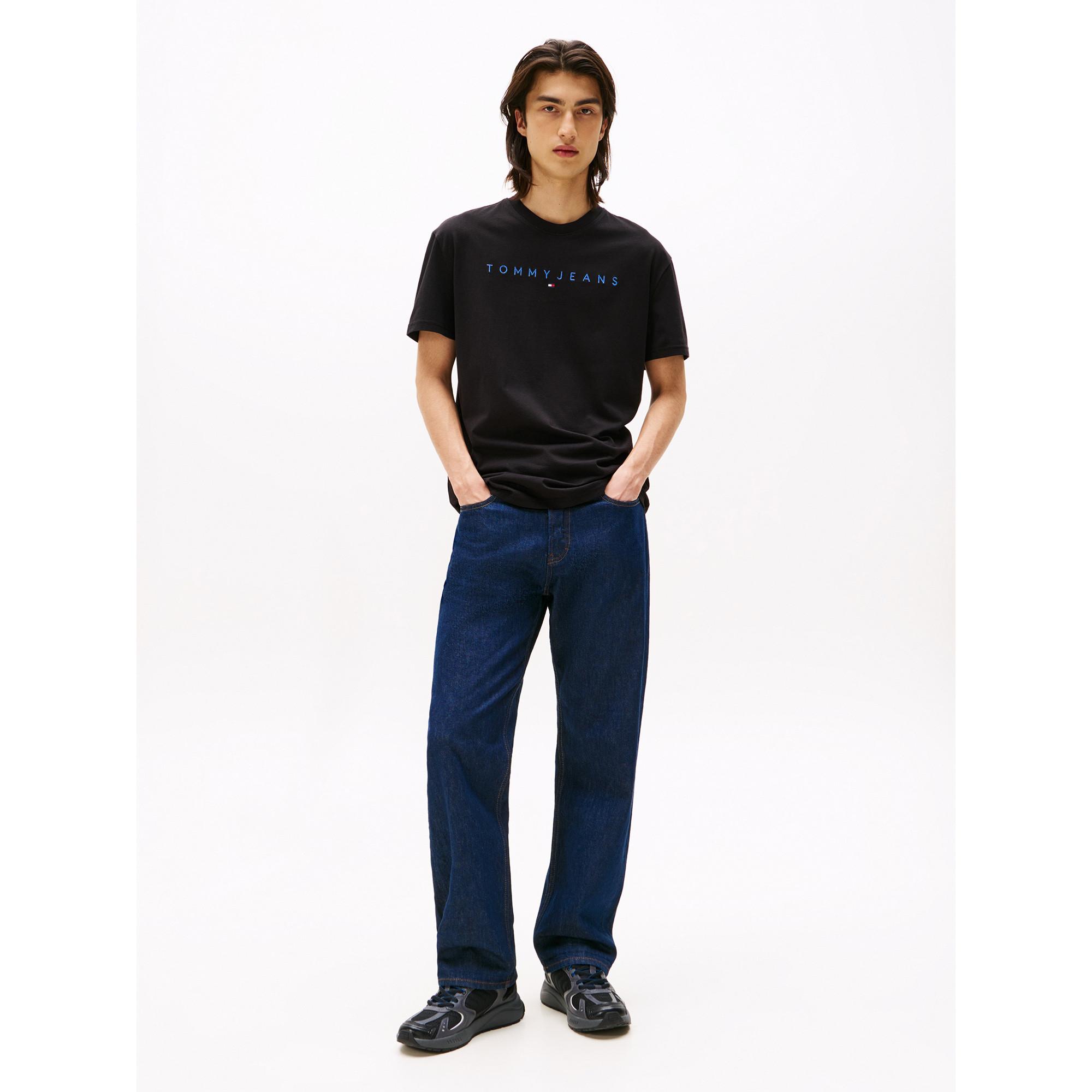 TOMMY JEANS T-Shirt mit aufgesticktem Logo