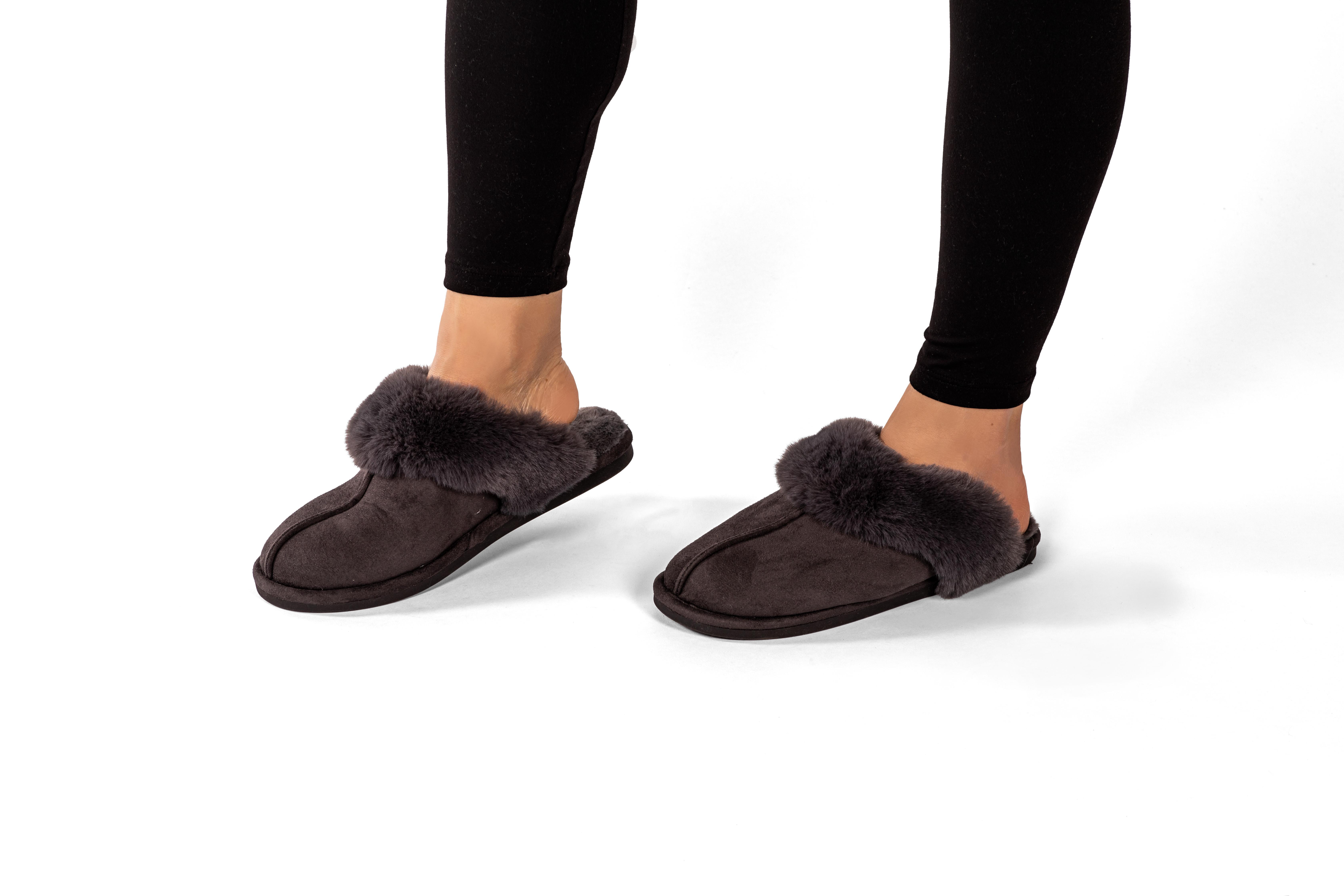 Tiseco Wildleder Imitat Pantoffeln SNUGGS