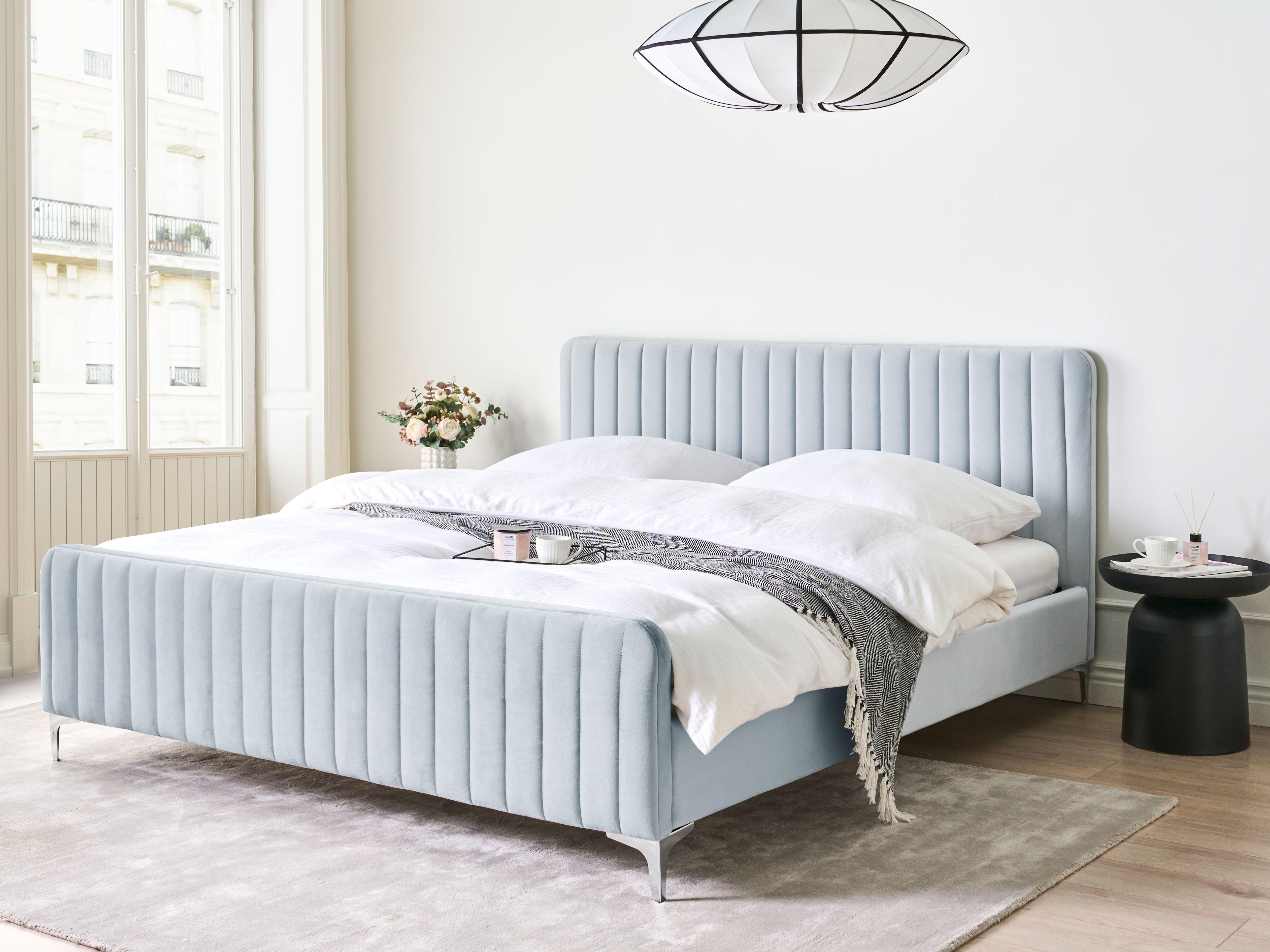 Beliani Bett mit Lattenrost aus Samtstoff Glamourös LUNAN