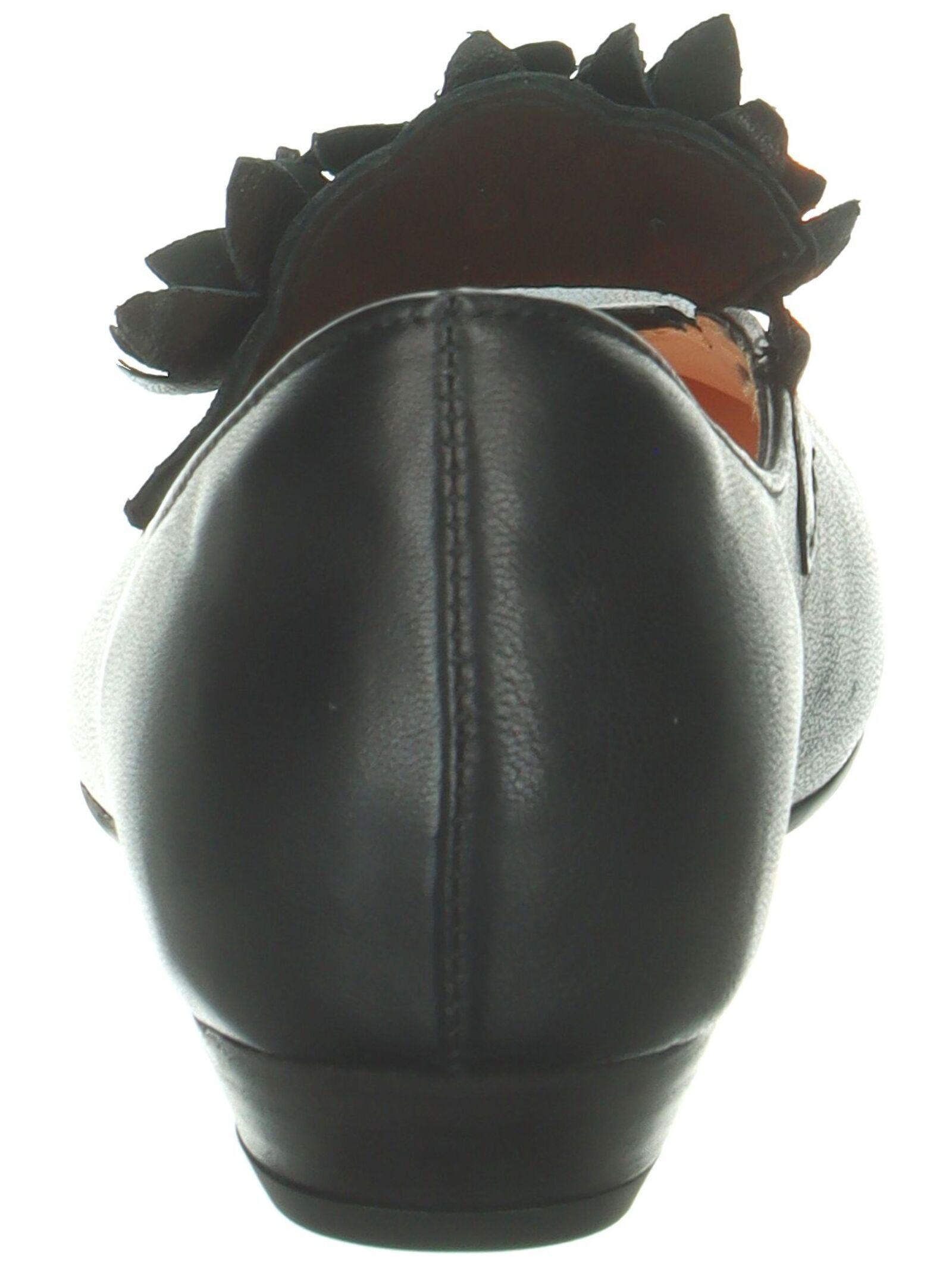 Think Ballerinas 3-000922