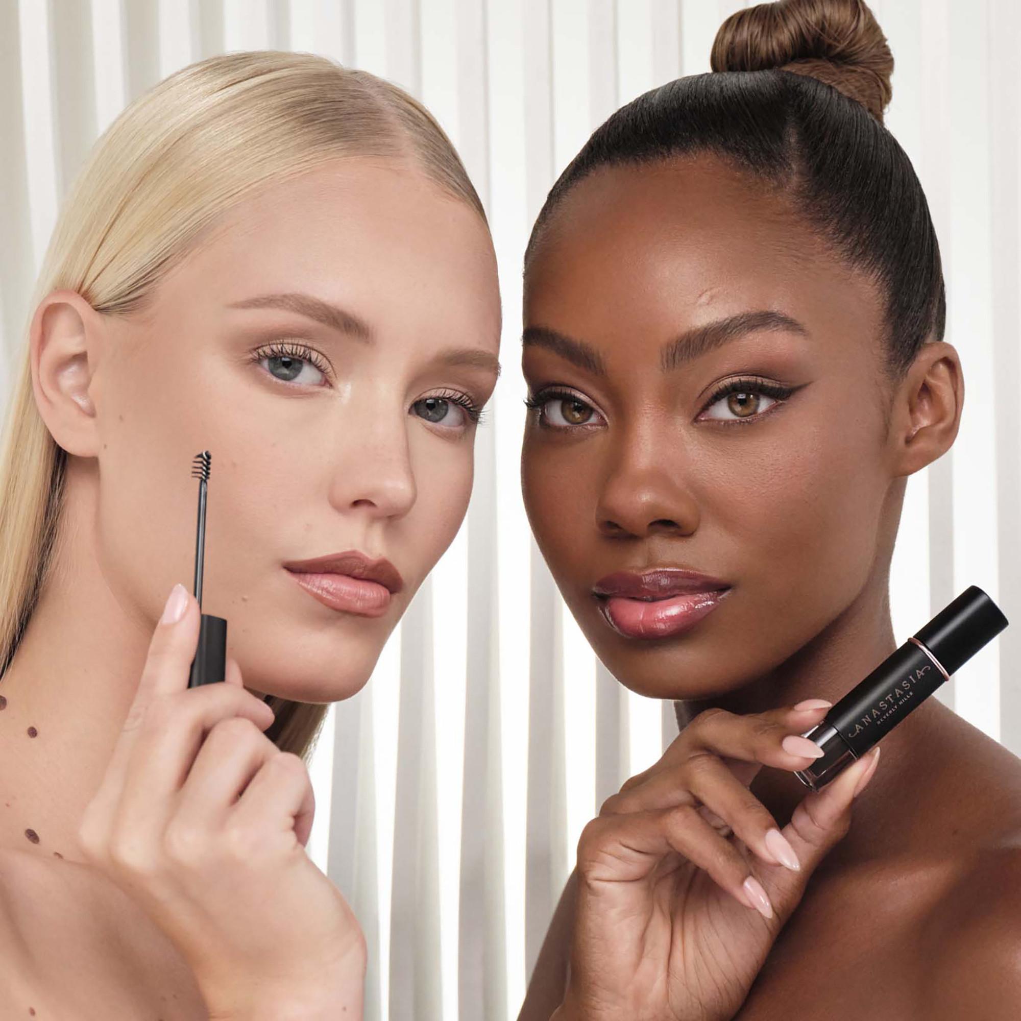 Anastasia Beverly Hills Volumizing Tinted Brow Gel - Augenbrauengel