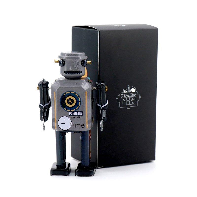 Mr&Mrs Tin Robot Time Bot