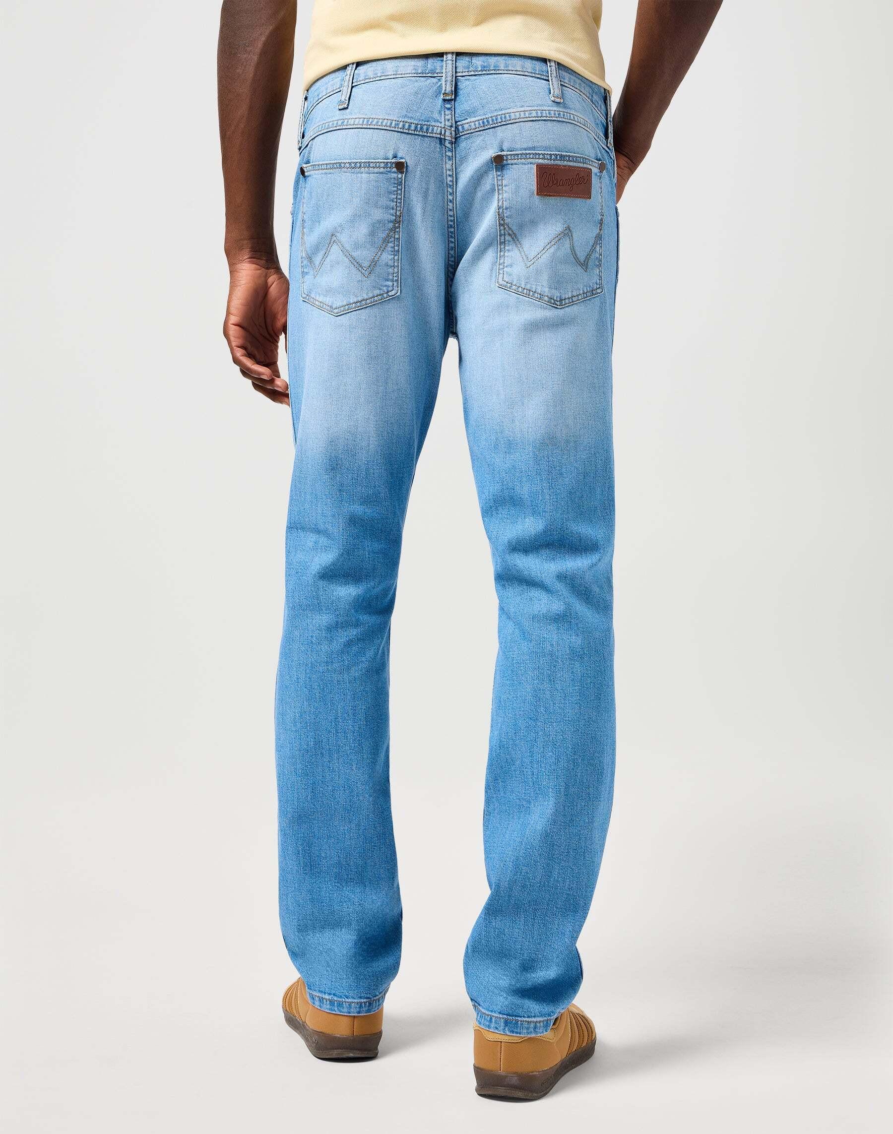 Wrangler Greensboro Straight Leg Regular Fit Jeans