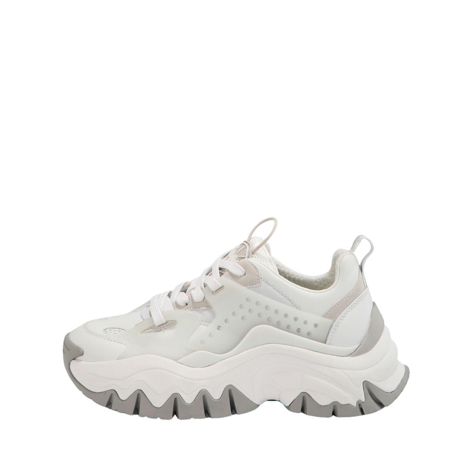 Buffalo sneakers trail one