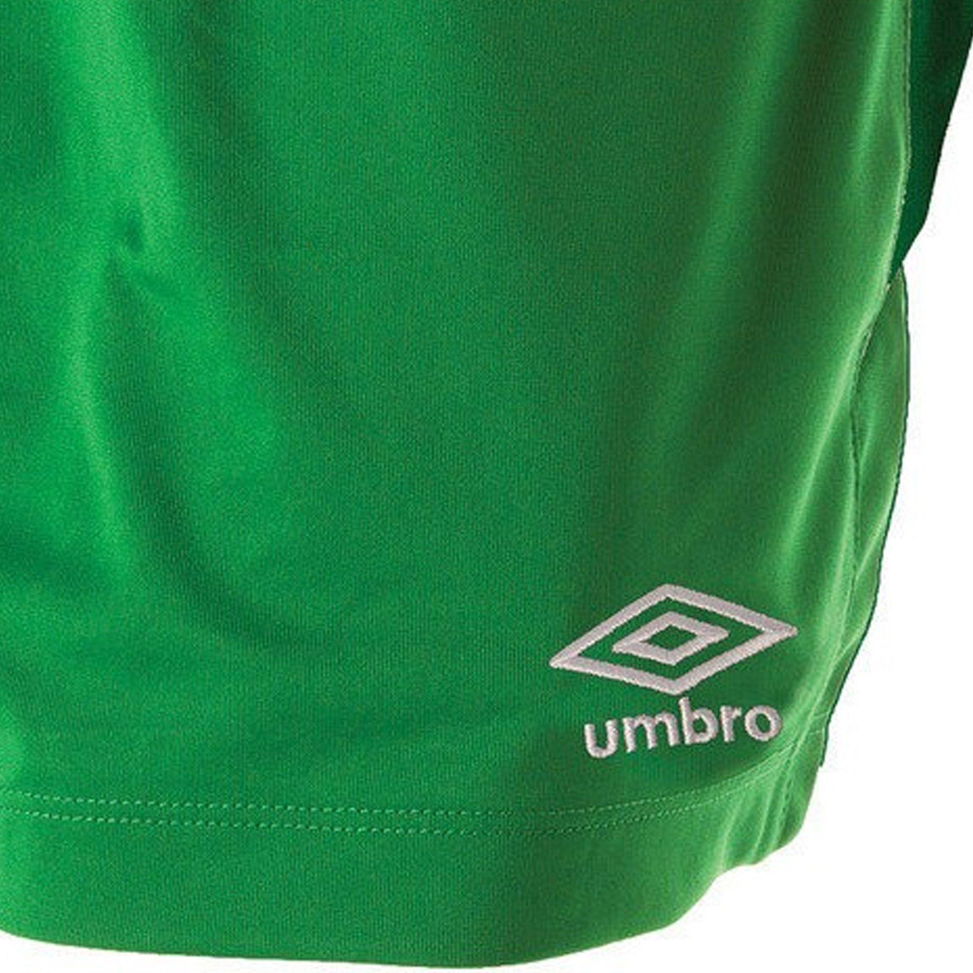 Umbro Club II Shorts