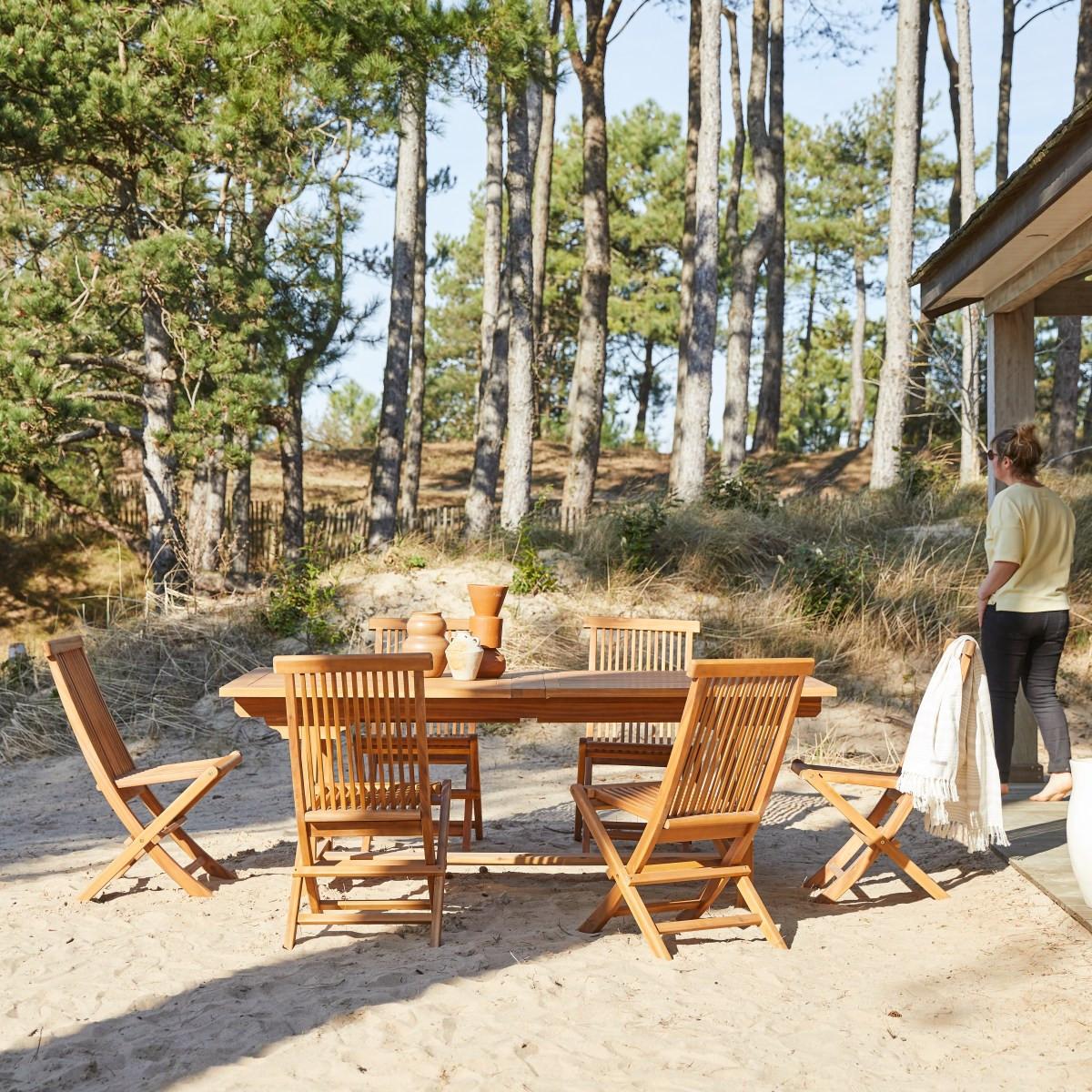 Tikamoon Rechteckige Gartenmöbel Set aus massiver Akazie 6 Stühle Capri