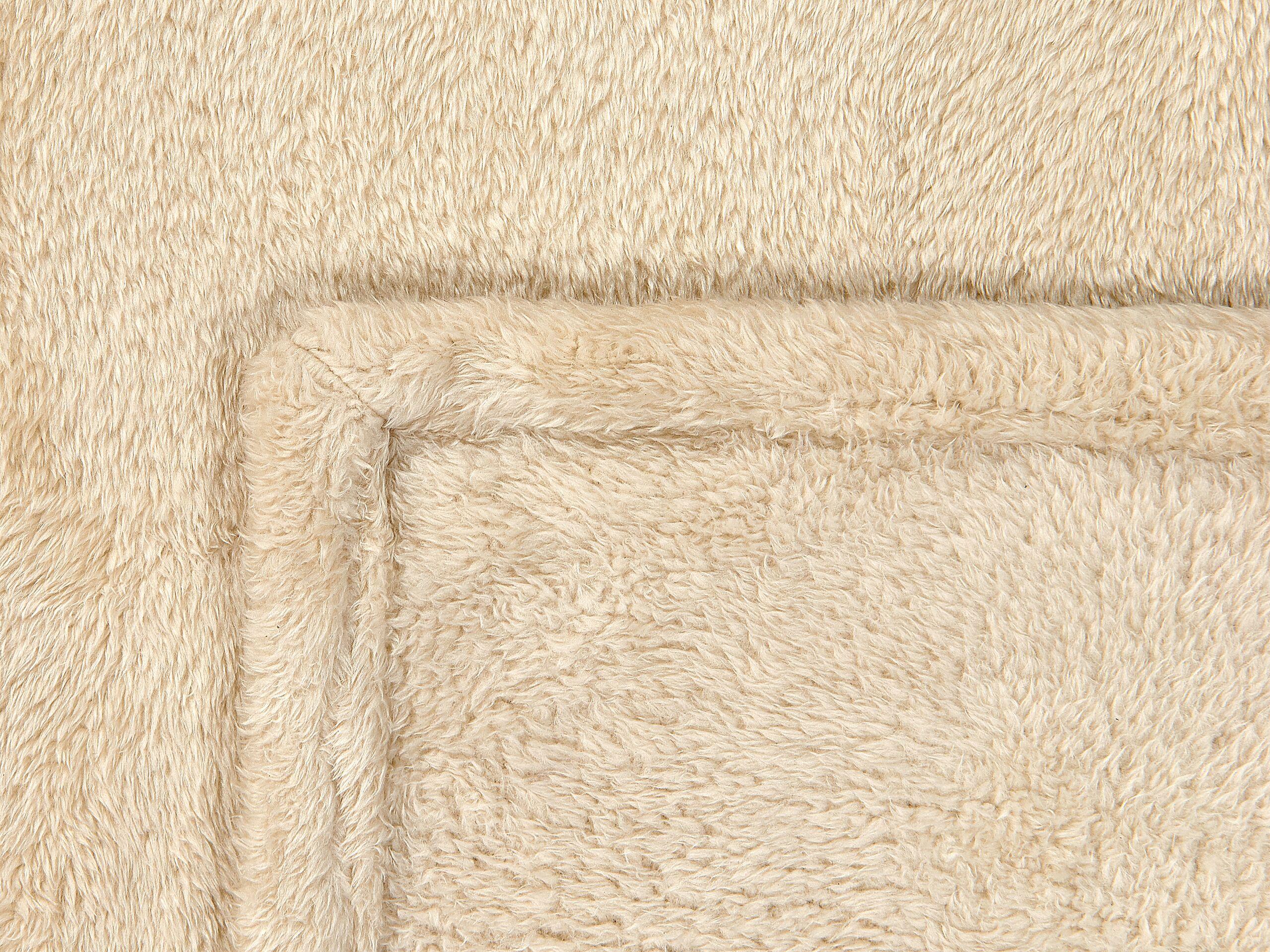 Beliani Kuscheldecke aus Polyester Klassisch NAMDU