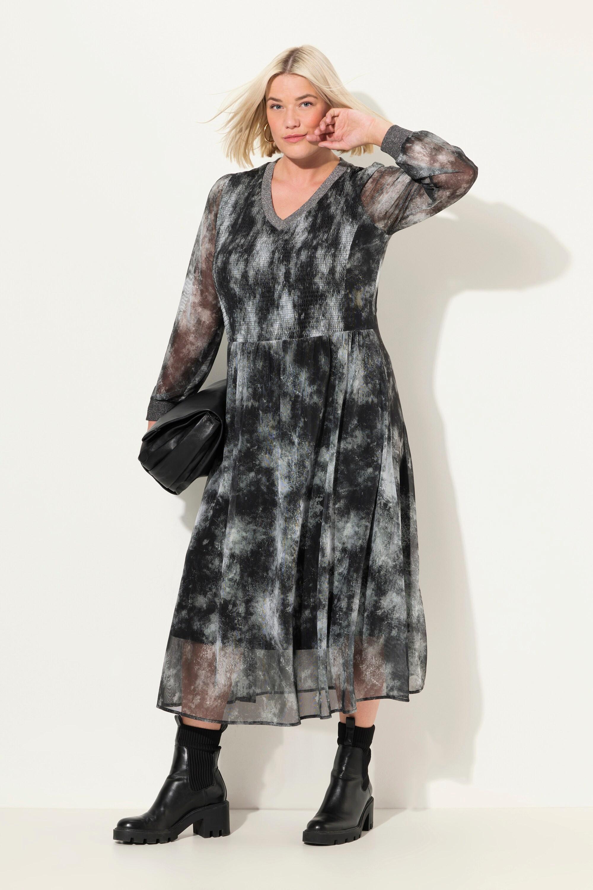 Ulla Popken Smok Midikleid Batikmuster V-Ausschnitt Langarm