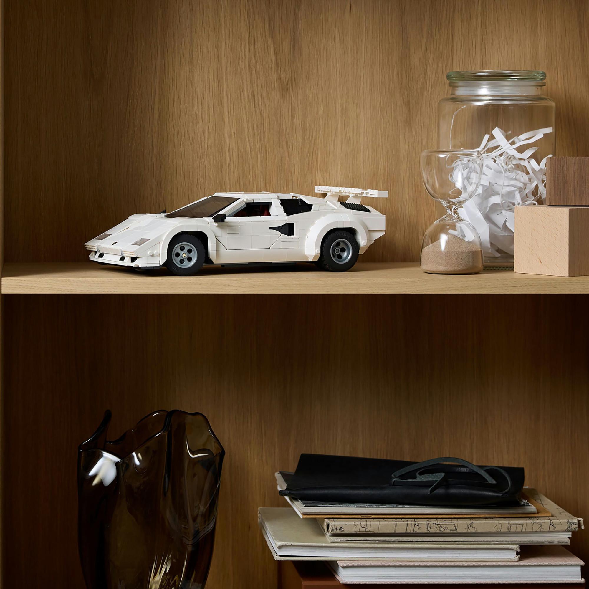 LEGO® 10337 Lamborghini Countach 5000 Quattrovalvole