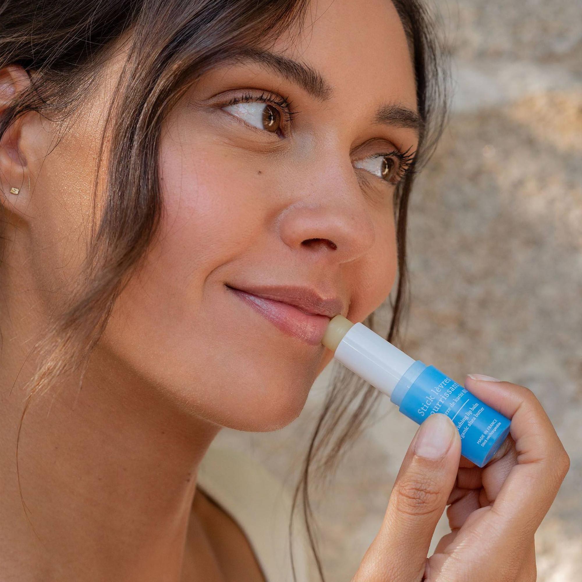 La Rosée Pflegender Lippenpflegestift mit Bio-Sheabutter - Nachfüllbar