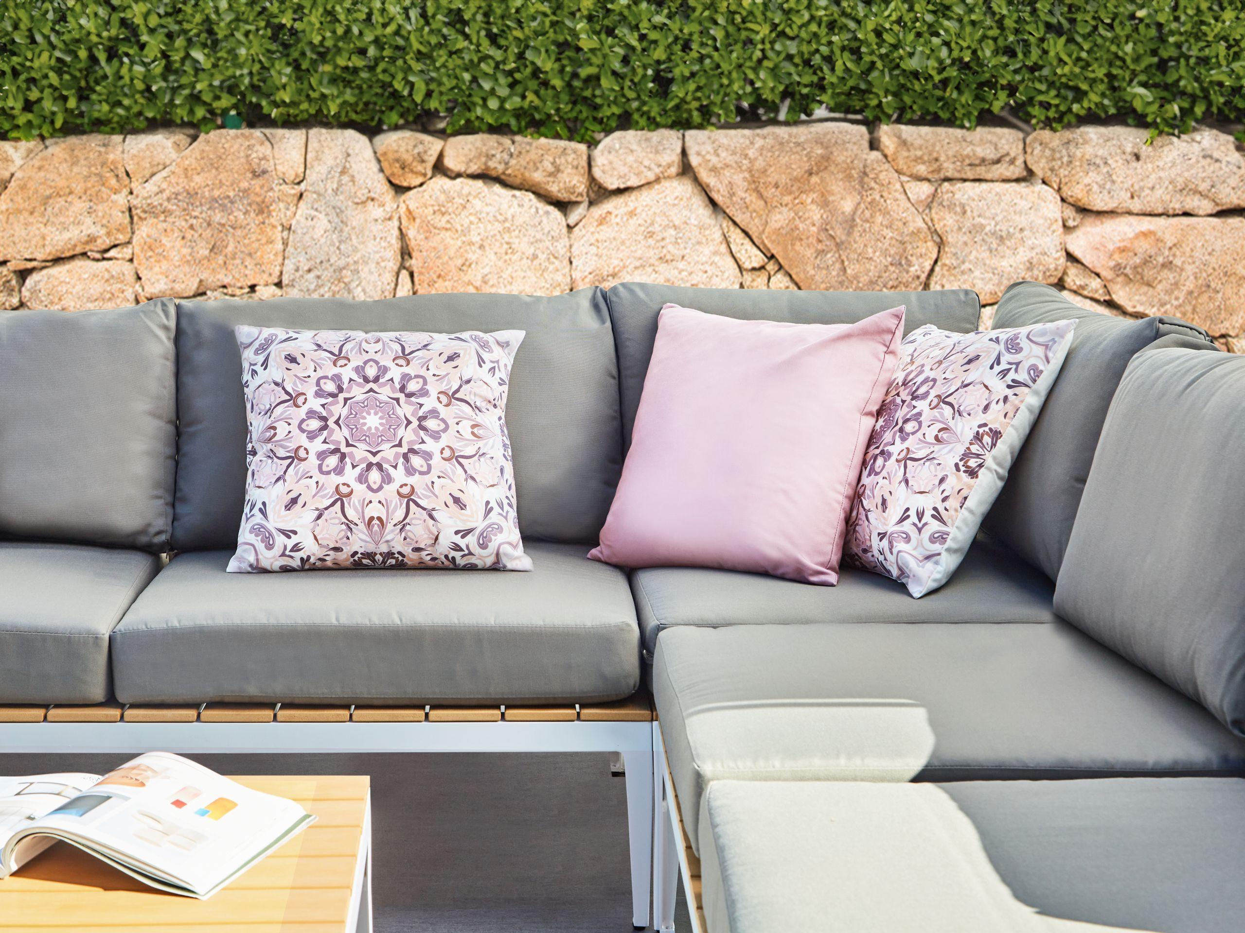 Beliani Gartenkissen 3er Set aus Polyester Modern SAMMIT