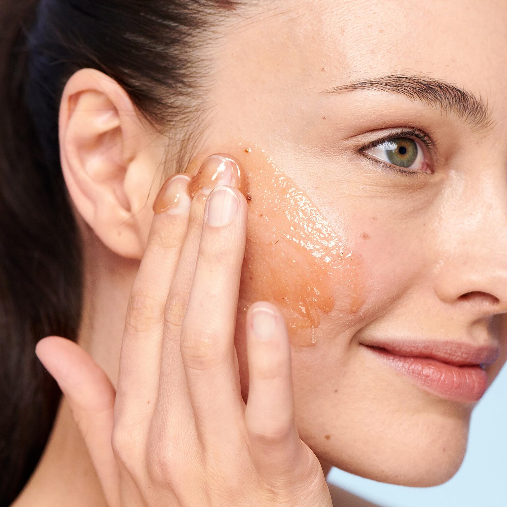 Fresh Sugar Strawberry Exfoliating Face Wash Gesichtspeeling