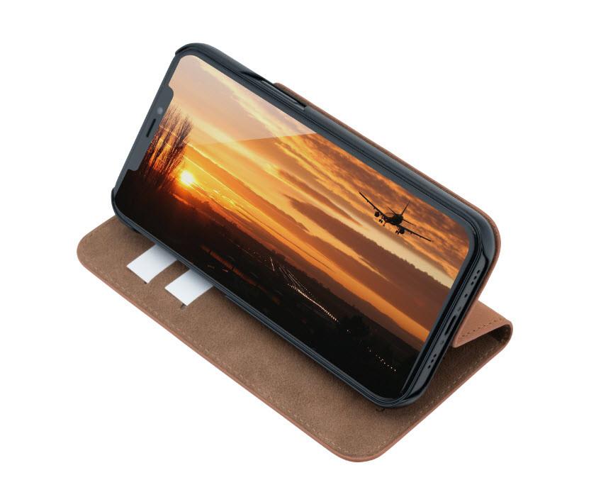 JTBerlin iPhone 12 Pro Max - Jt Berlin Tegel Flip Case Cognac