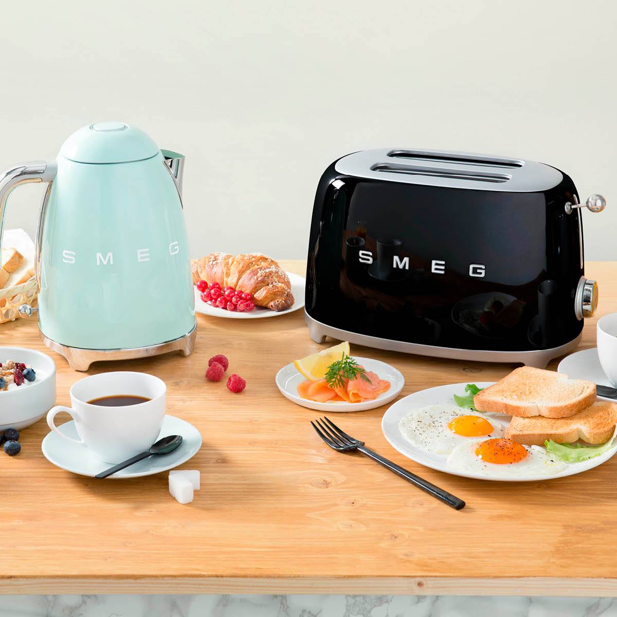 Smeg Brödrost 2 skivor TSF01 Svart