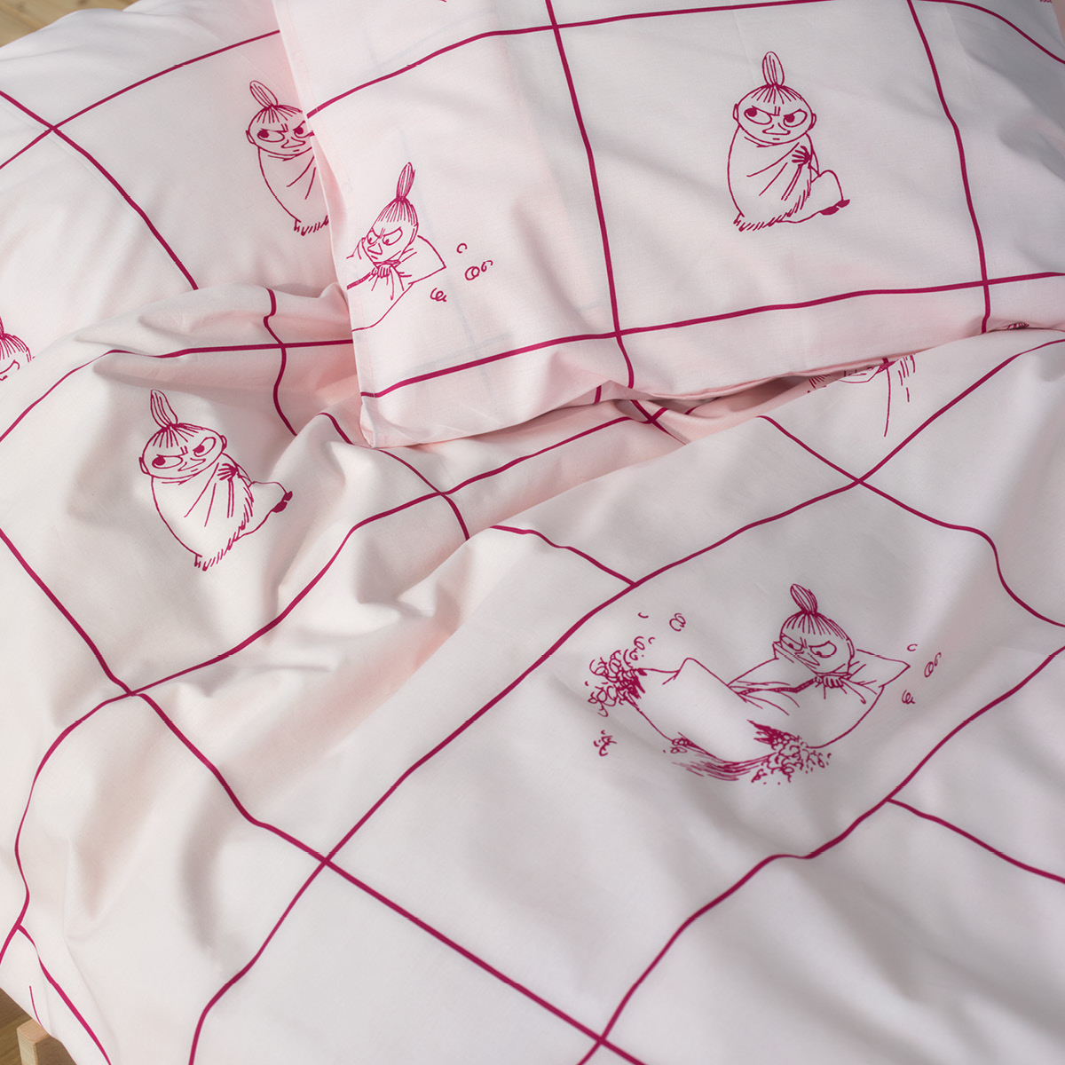 Moomin Arabia Mumin bäddset 150x210 cm Lilla My rutor