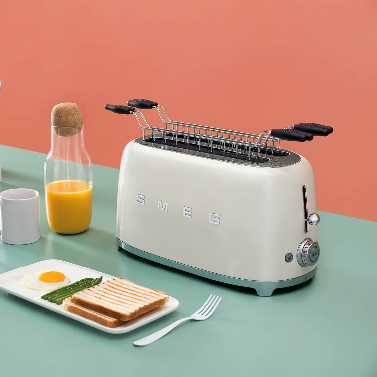 Smeg Brödrost 4 skivor TSF02 Creme