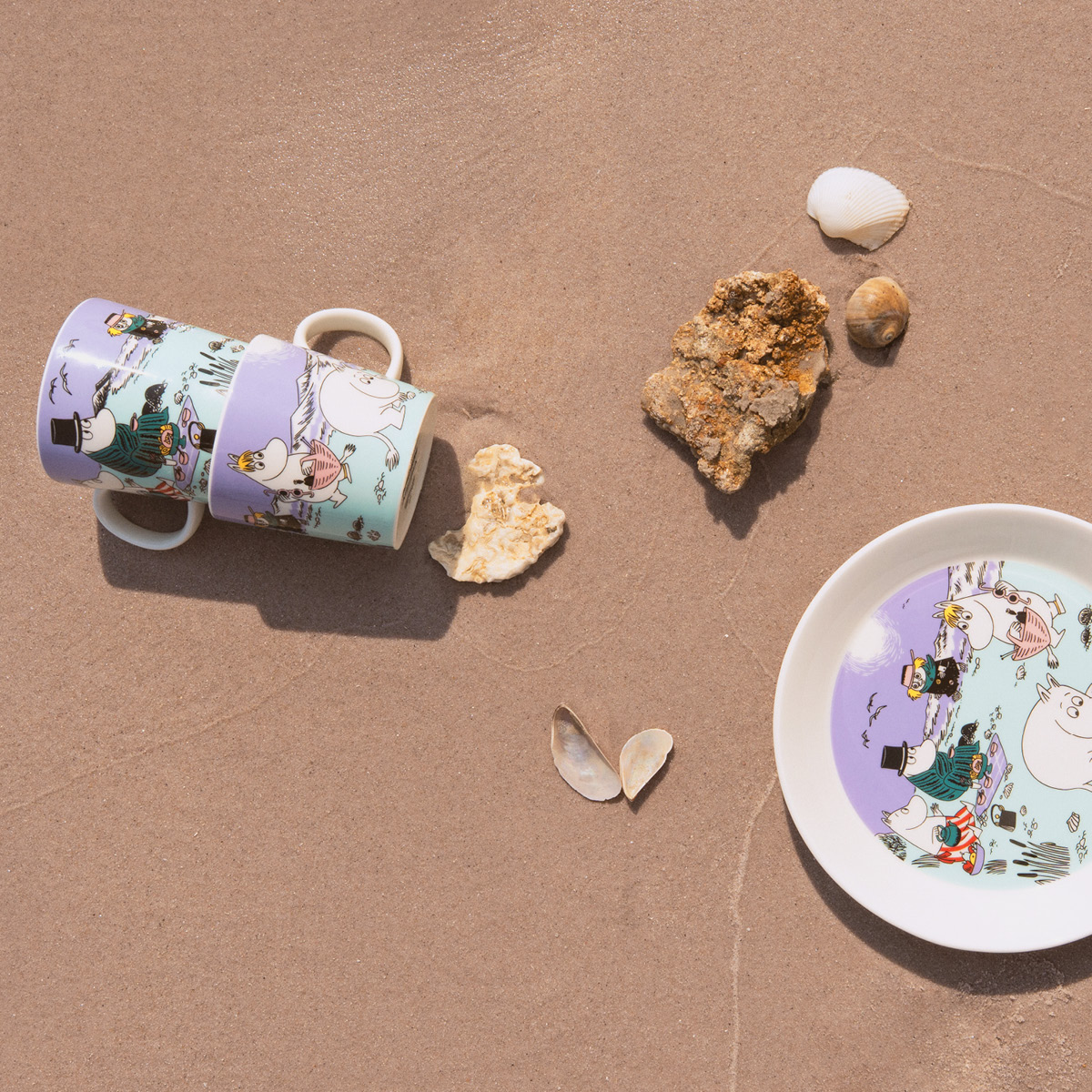 Moomin Arabia Muminmugg 30 cl En dag på stranden Sommar 2025