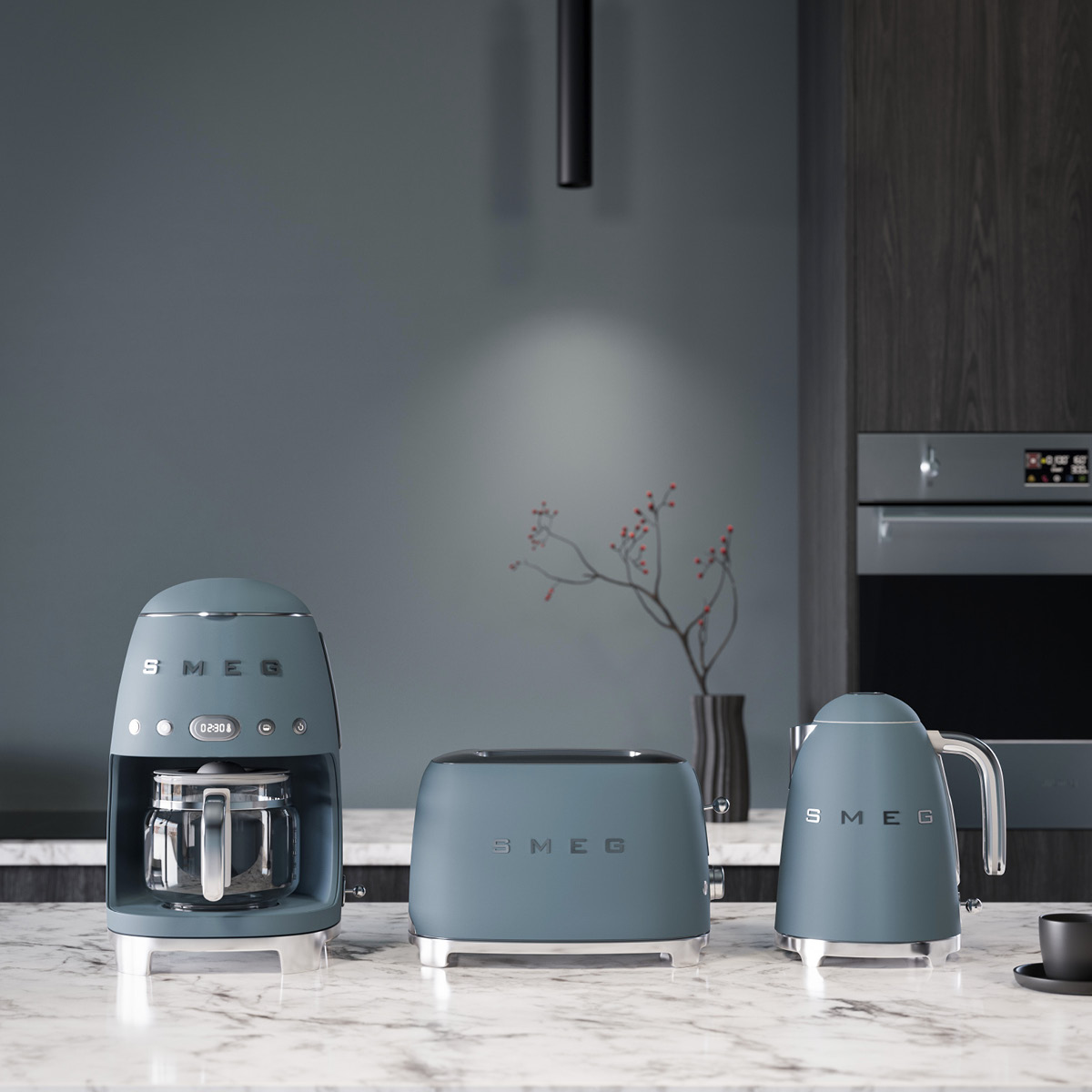 Smeg vattenkokare KLF03 1,7 L storm blue