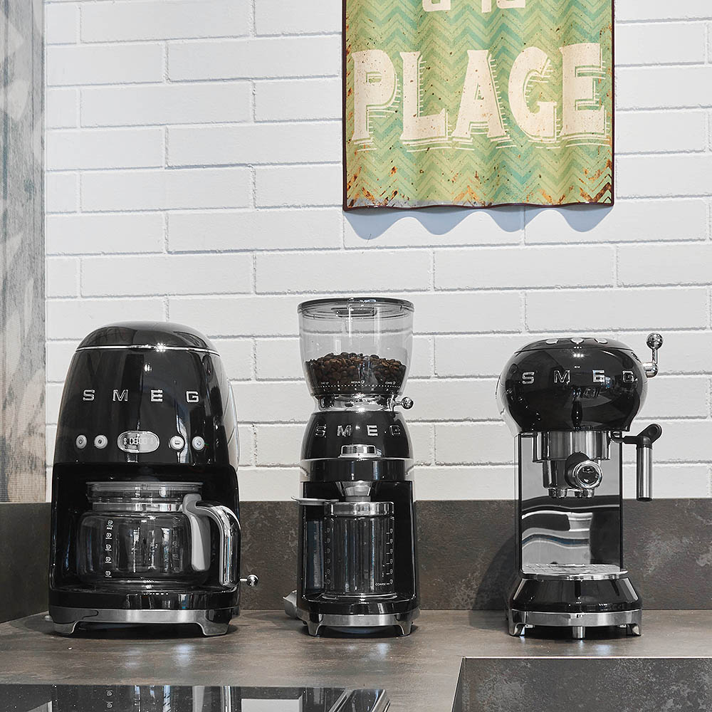 Smeg Kaffebryggare DCF02 1,4 L Svart