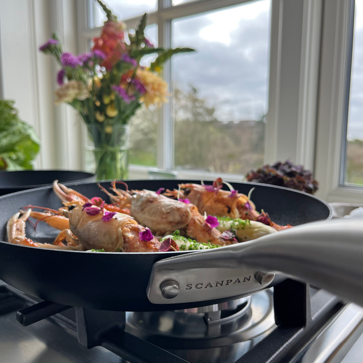 Scanpan PRO S  Stekpanna 28 cm Svart