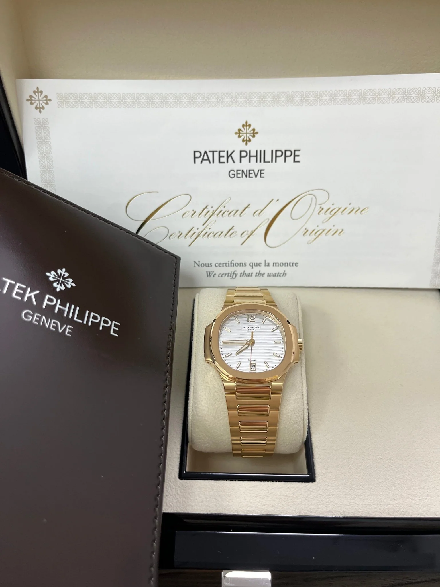Patek Philippe Ladies Rose Gold Nautilus White Silver Opaline Dial 7118/1R-001