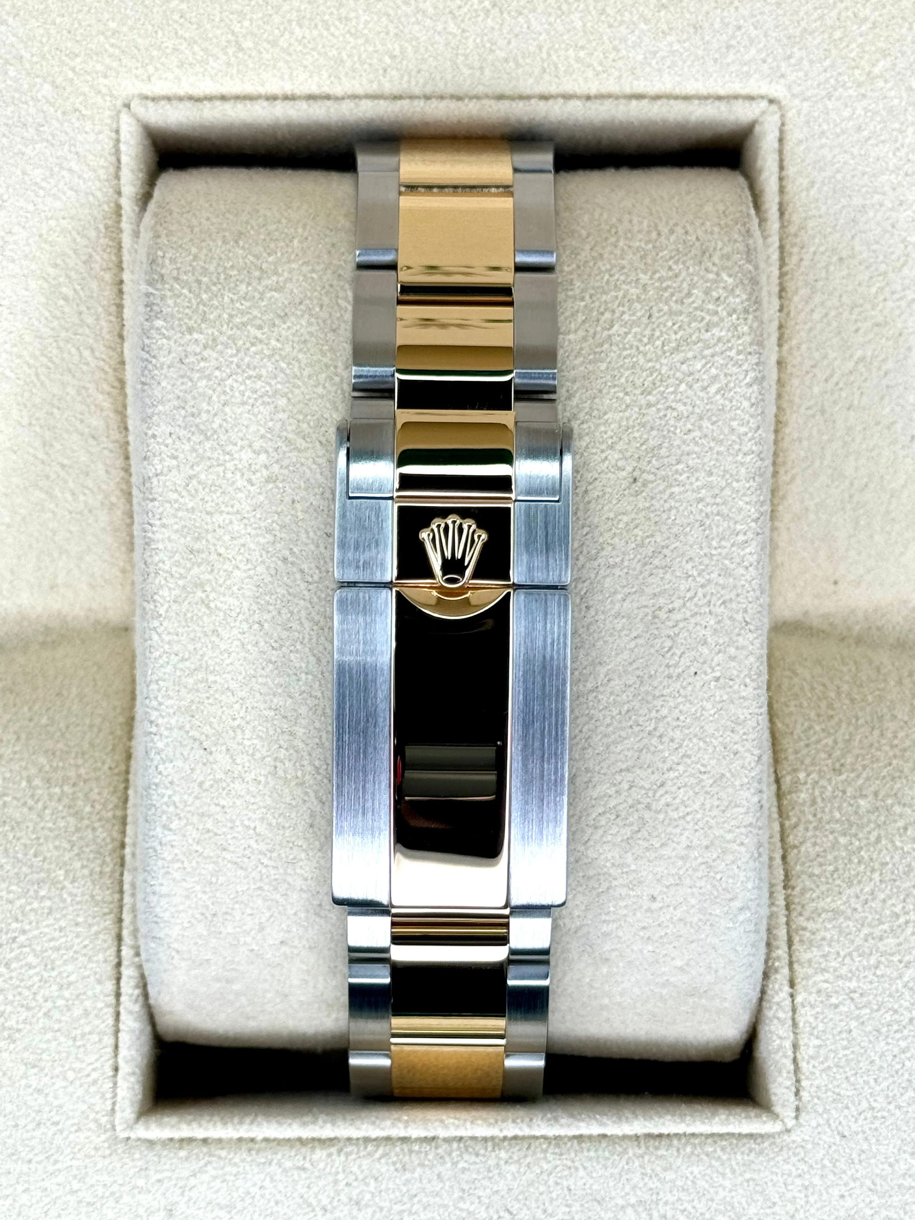 Daytona 40mm 116523 Two-Tone Panda Arabic Racing Dial