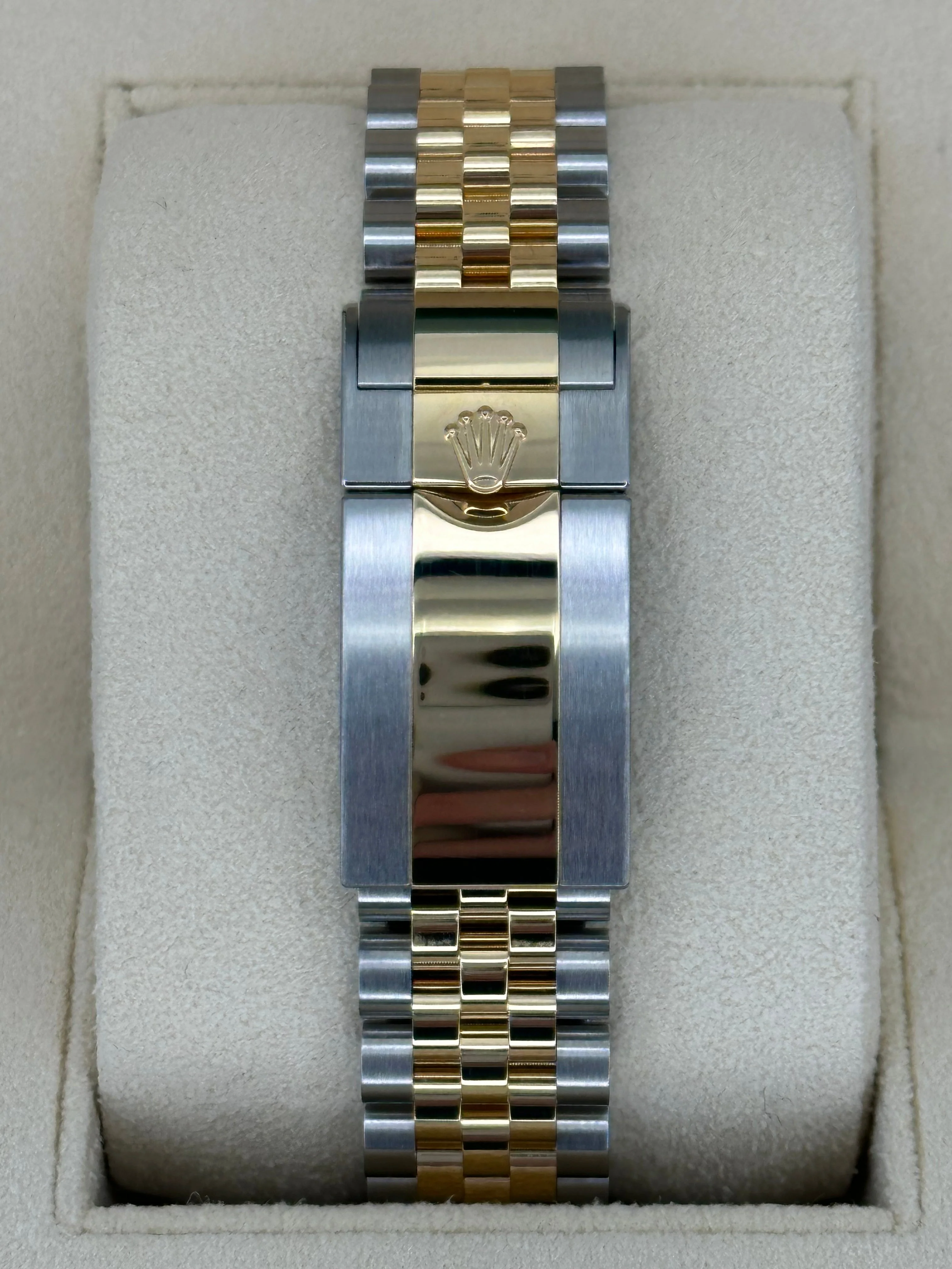 GMT-Master II 40mm 126713GRNR Tow-Tone Jubilee