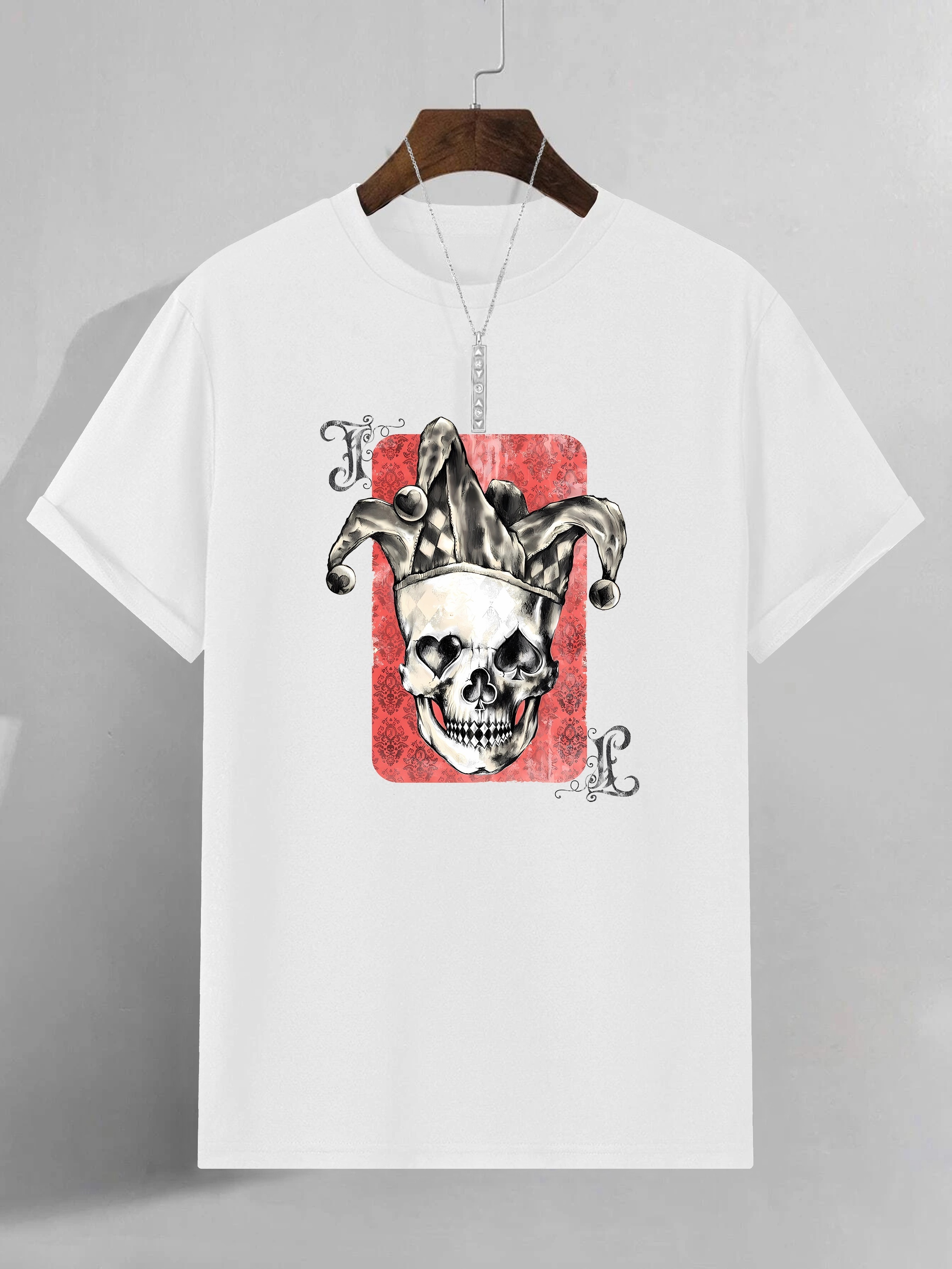 Men's Plus Size King of Hearts Jester Card T-Shirt - Black & Red Gothic Skull & Jester Hat Print, Streetwear Short Sleeve Round Neck Casual Tee for Spring Summer Fall, Joker-Inspired Outfit, PLUS SIZE