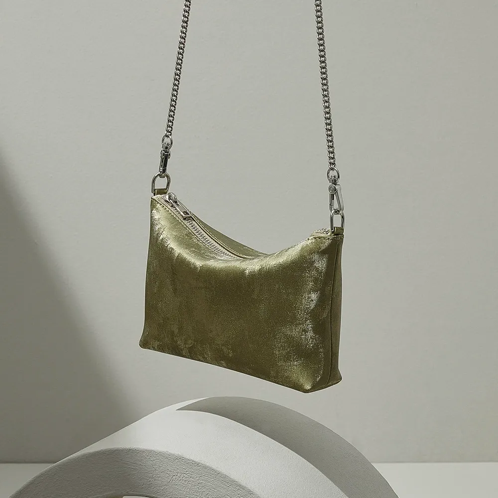 Chic & Modern Glam Metallic Velvet Chain Shoulder Bag
