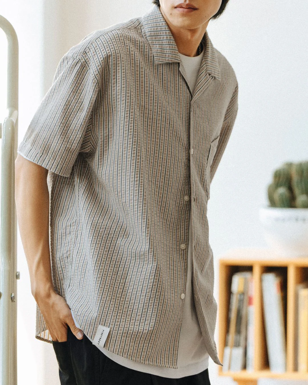 Open Collar Striped-Shirt SS025