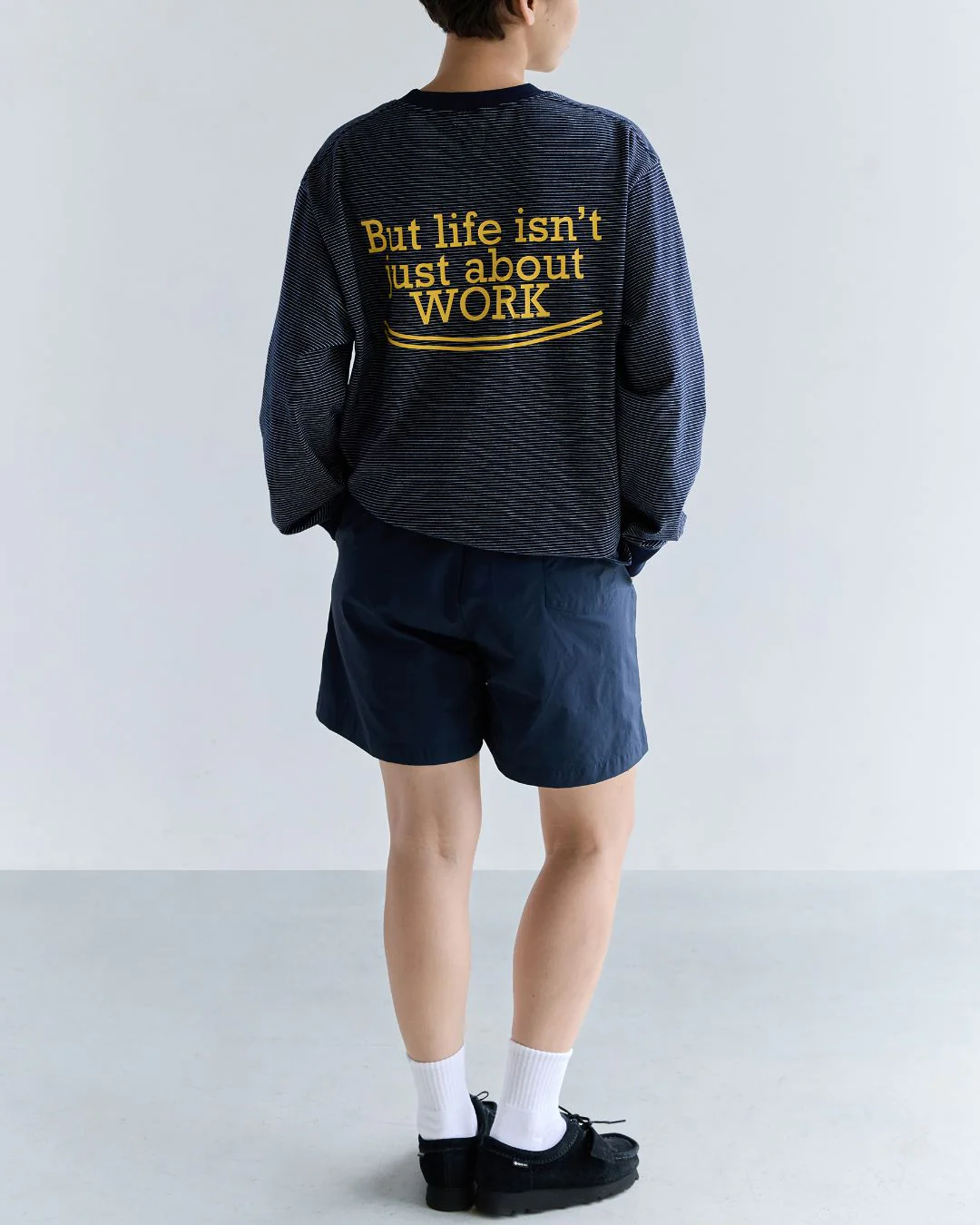 Back Logo Border T-shirt LT077