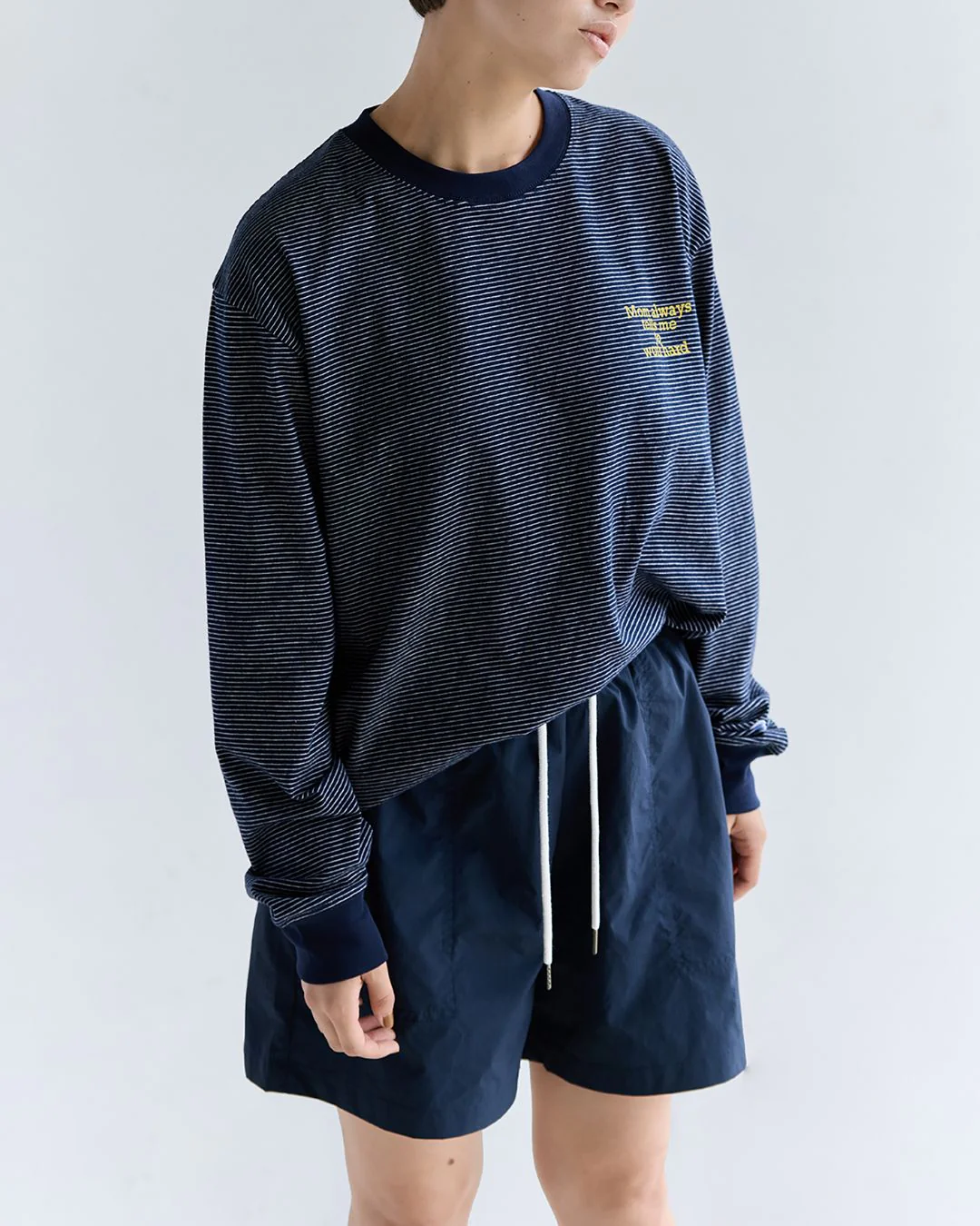 Back Logo Border T-shirt LT077