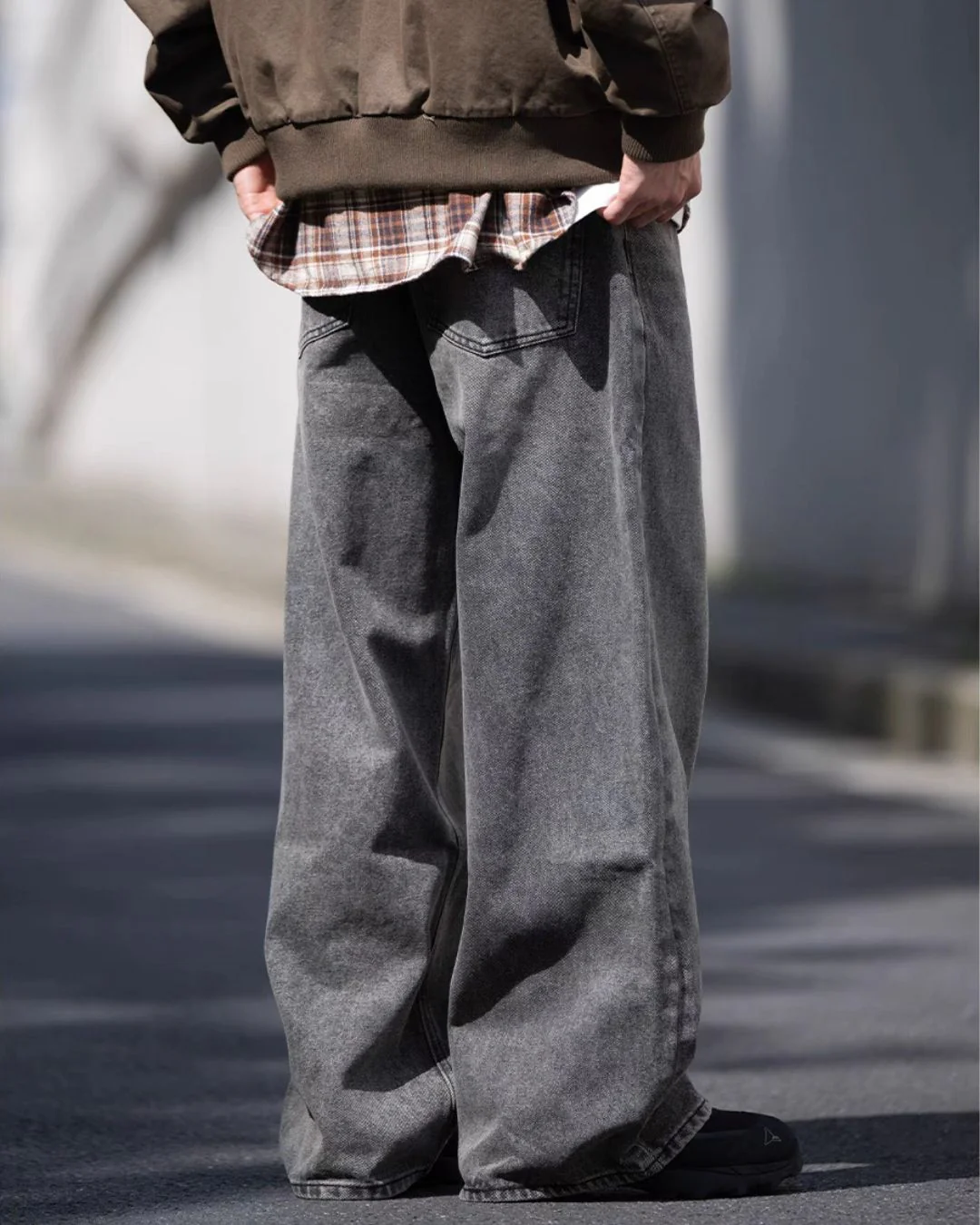 Washed Black Straight Jeans DP041